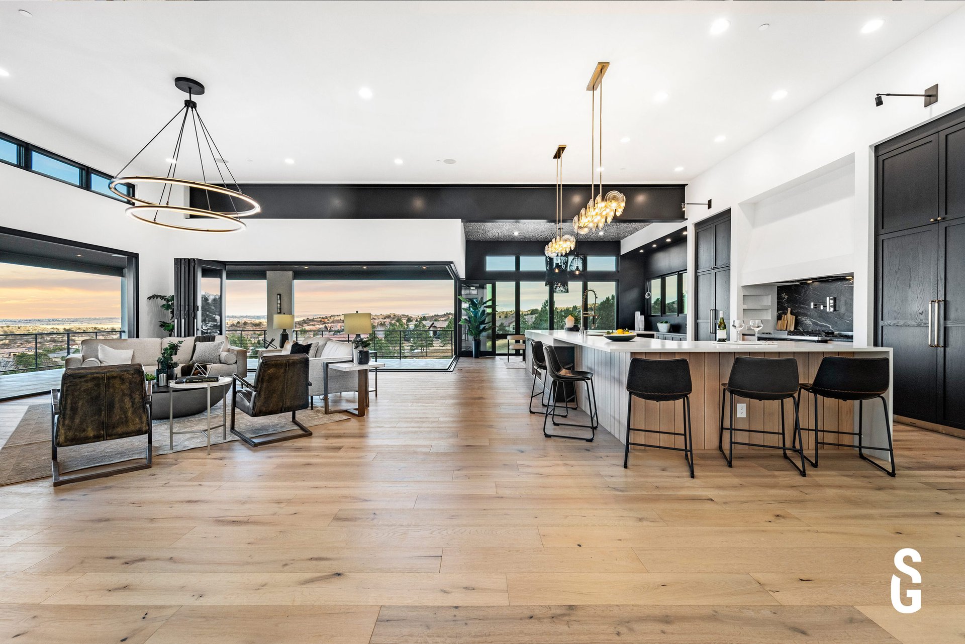 Ravenna Luxury Homes and Membership
