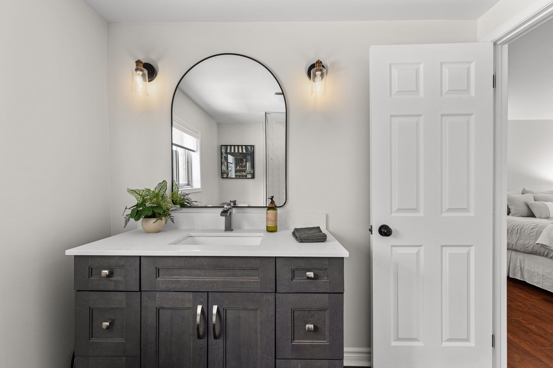 16245 7th Concession Road, King