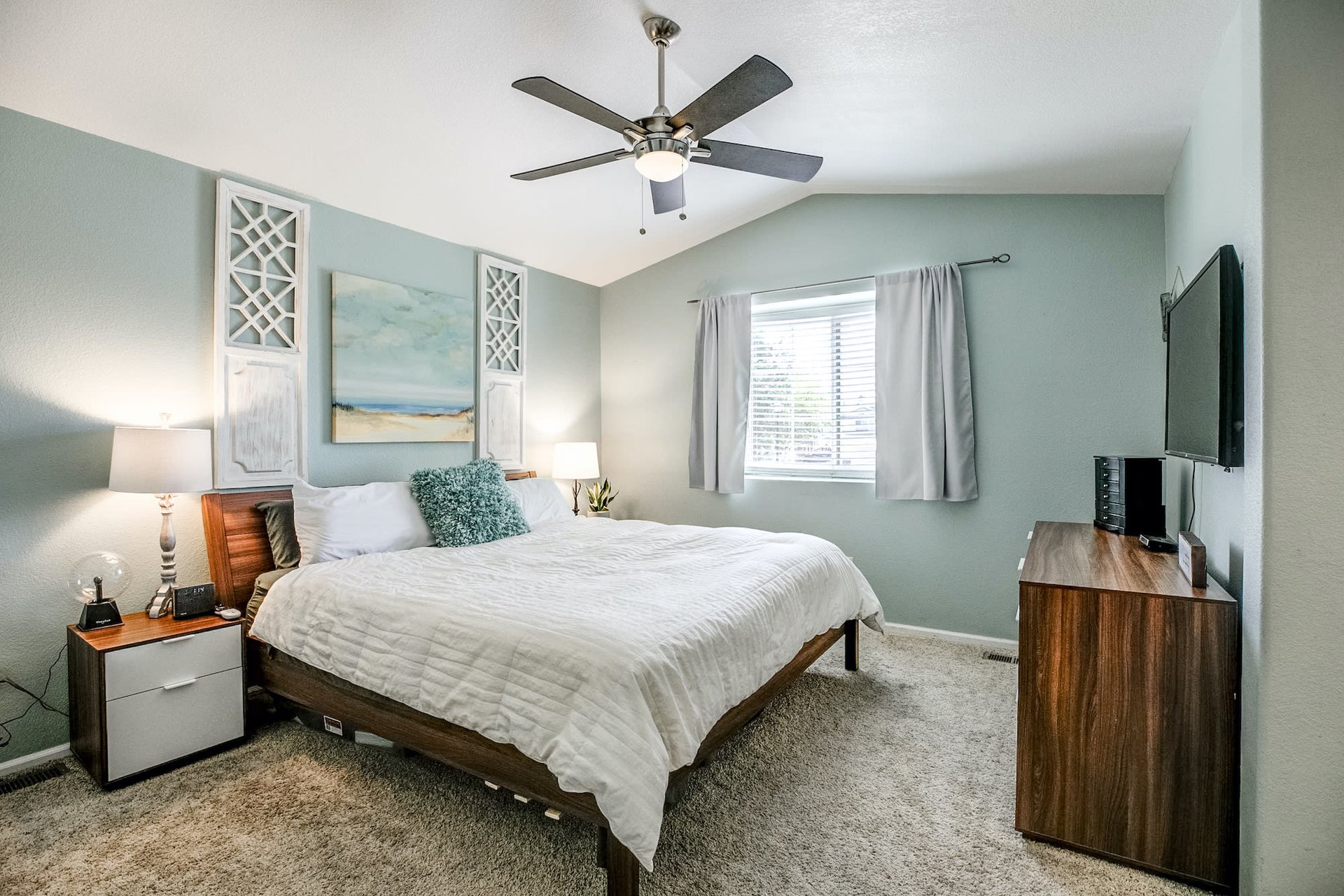 10110 Spotted Owl Avenue