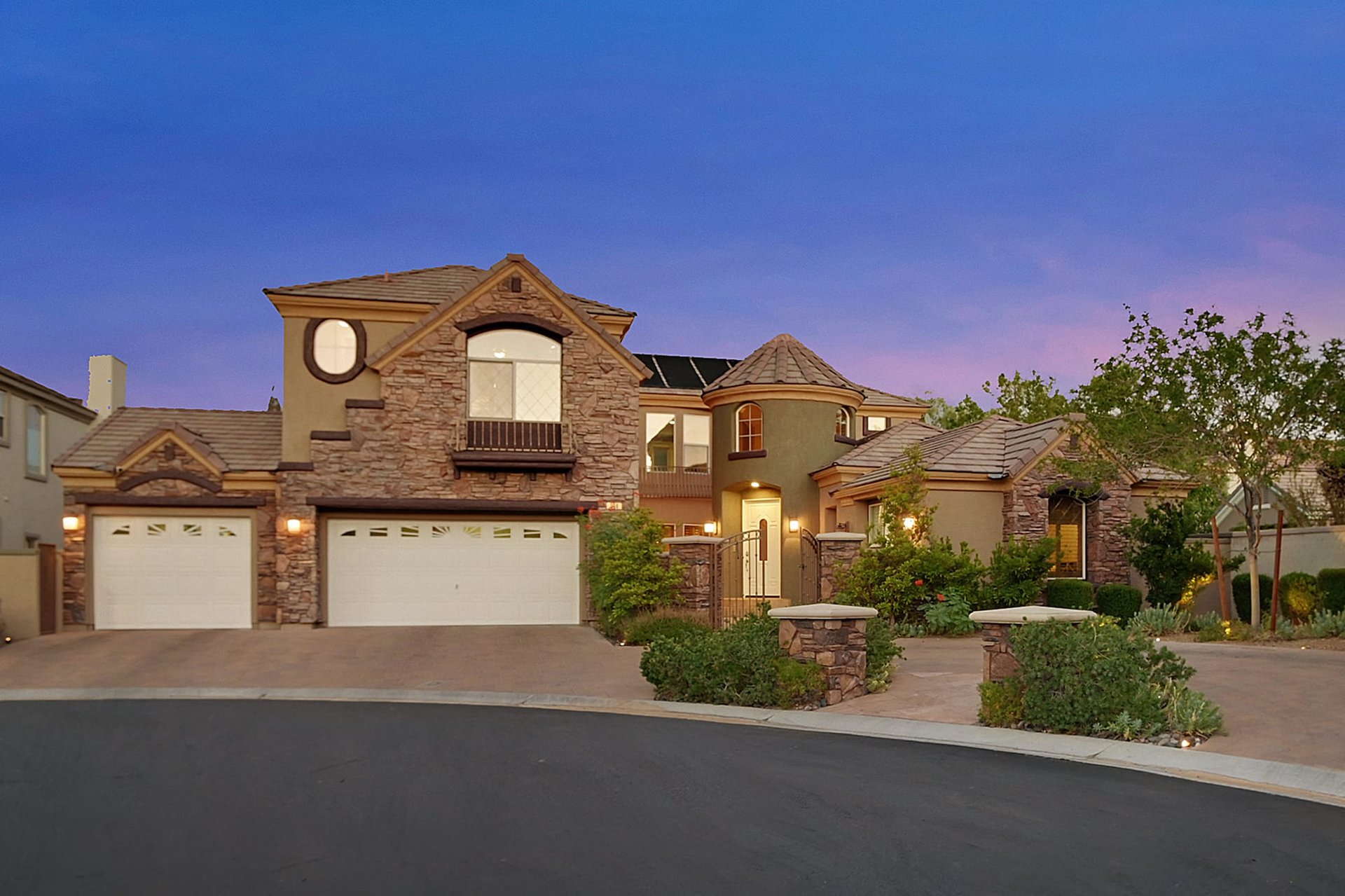 308 Prince Charming Court