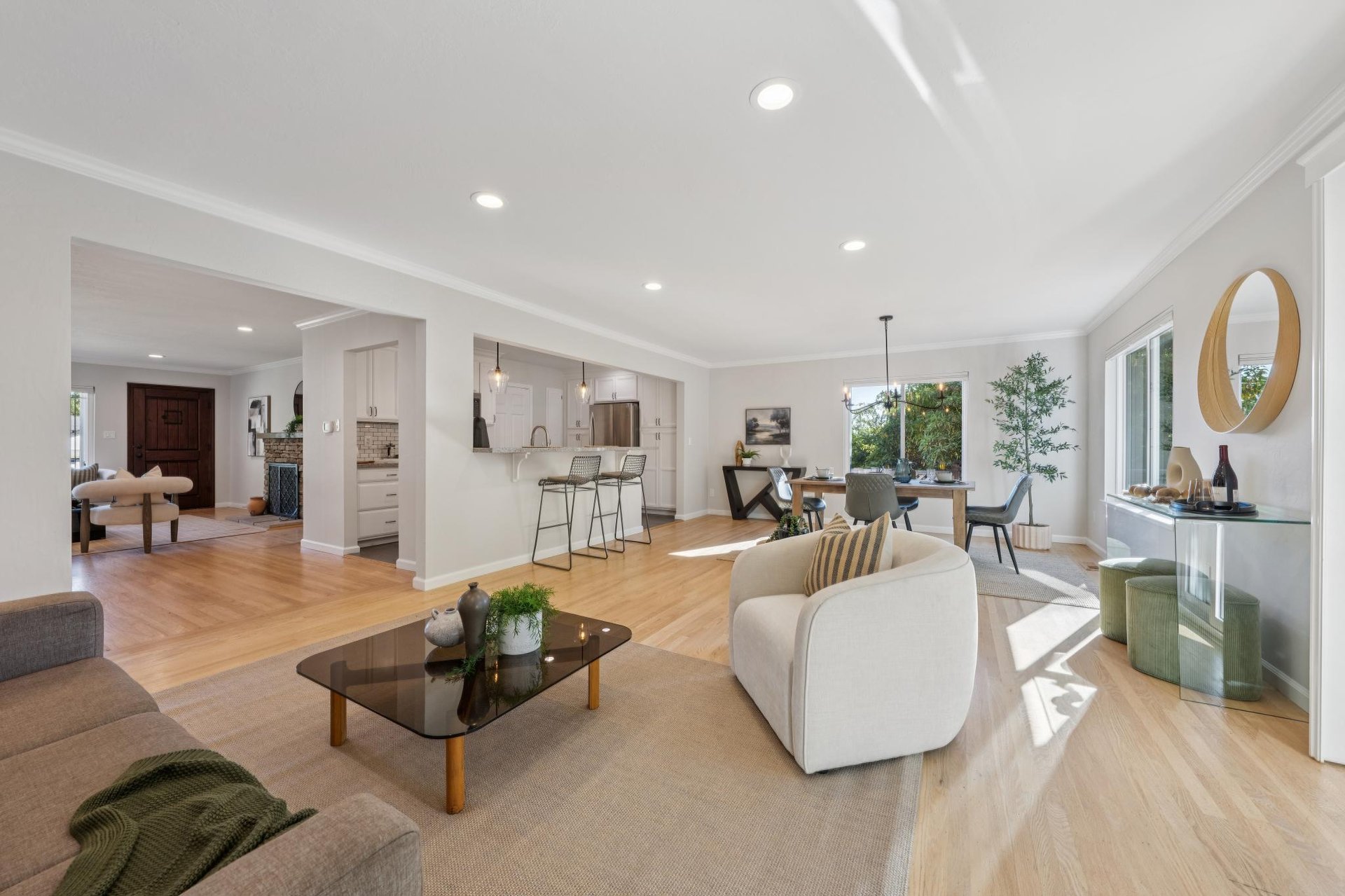 1036 Spring Ct