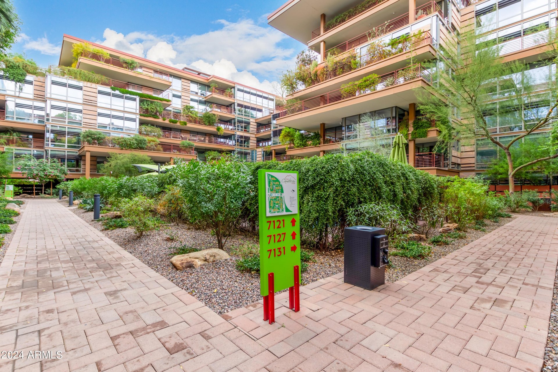 7137 E Rancho Vista Dr, #4005