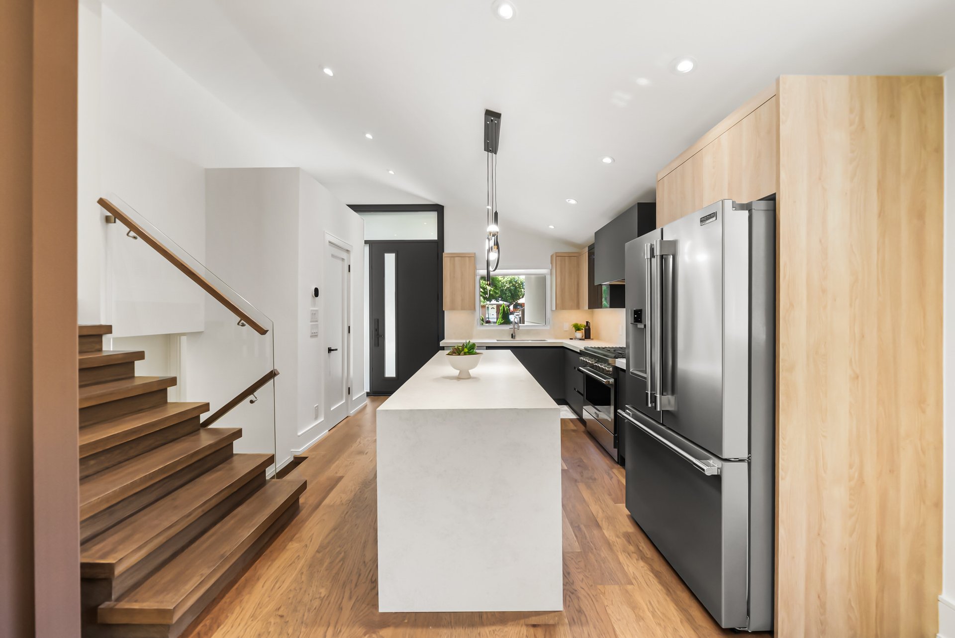 1495 Thetford Crt