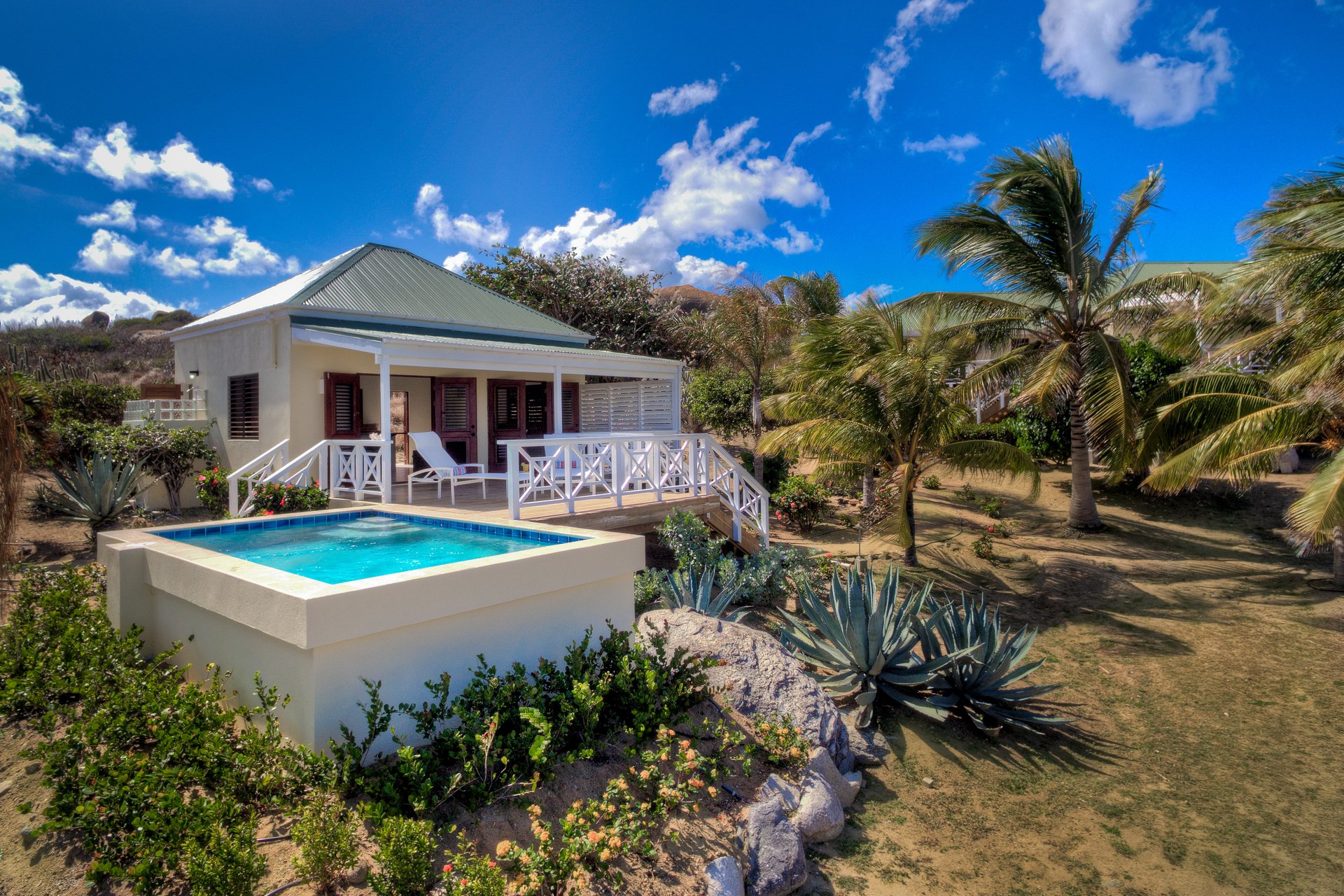 La Cachette Villa and Guest House