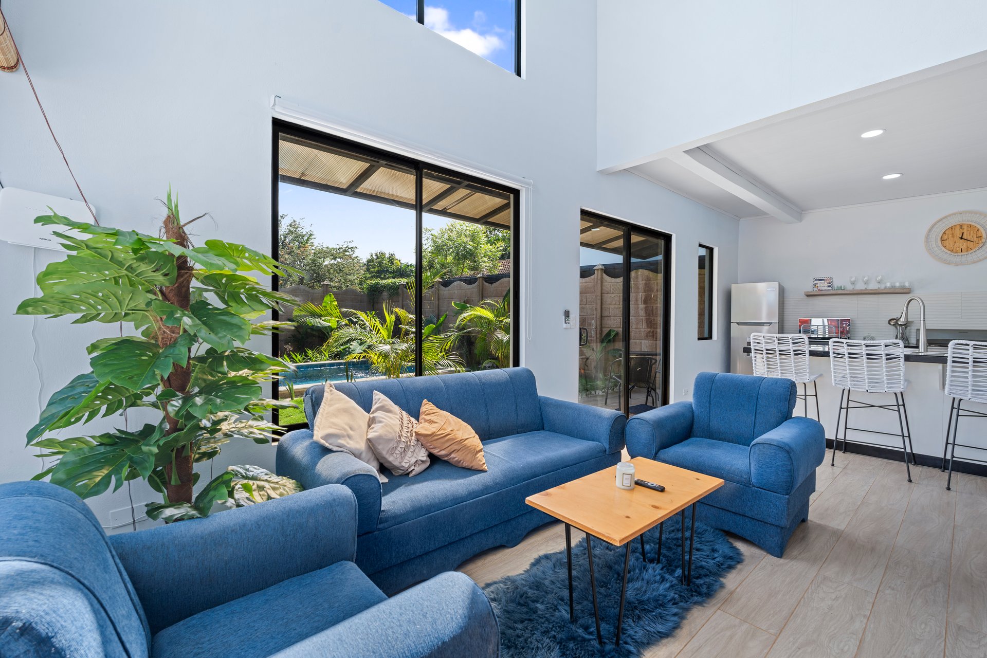 Casa Azul | House & Cabina For Sale Near Tamarindo!
