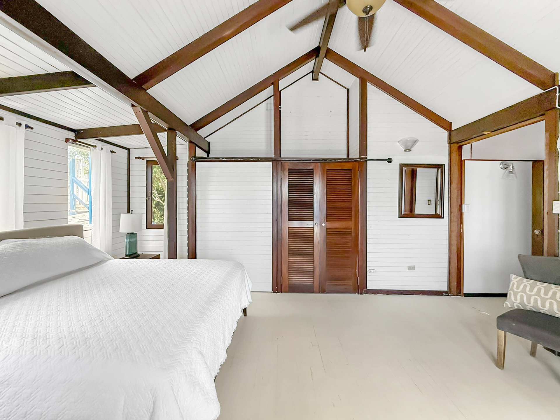 951 Casablanca-Luck Hill Standalone Home