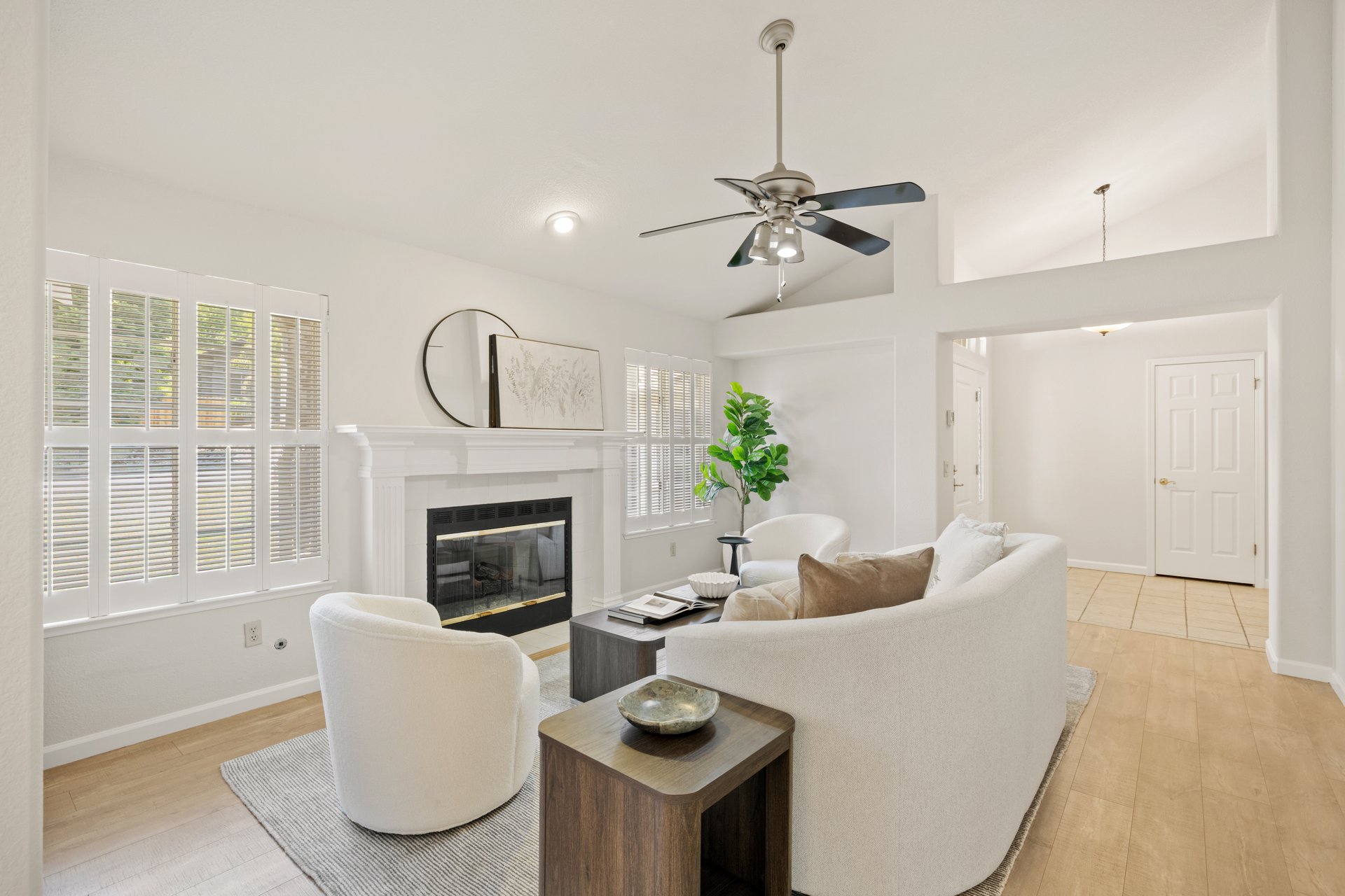 2964 Ridgeview Dr