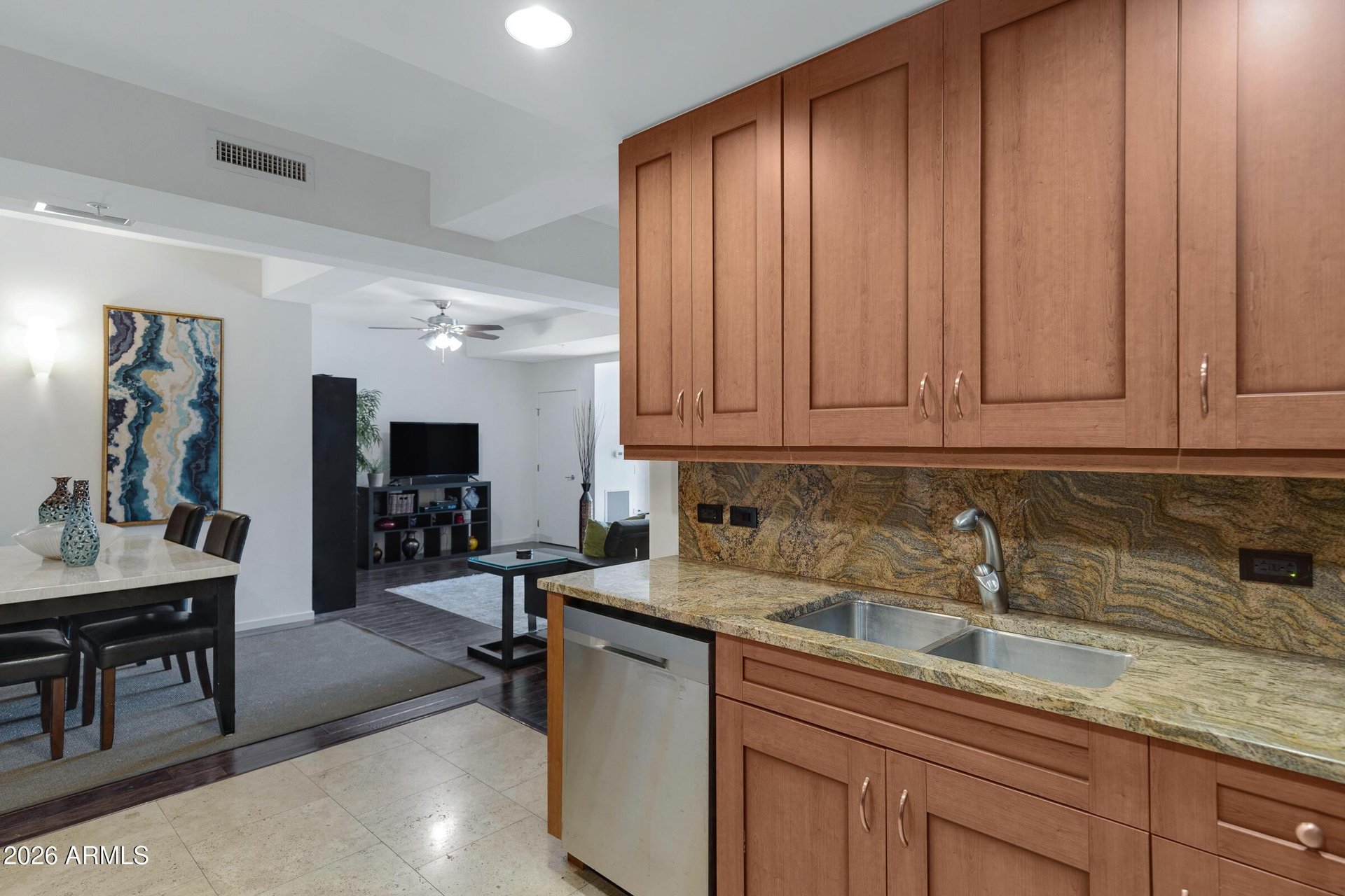 7161 E Rancho Vista Dr, #4003