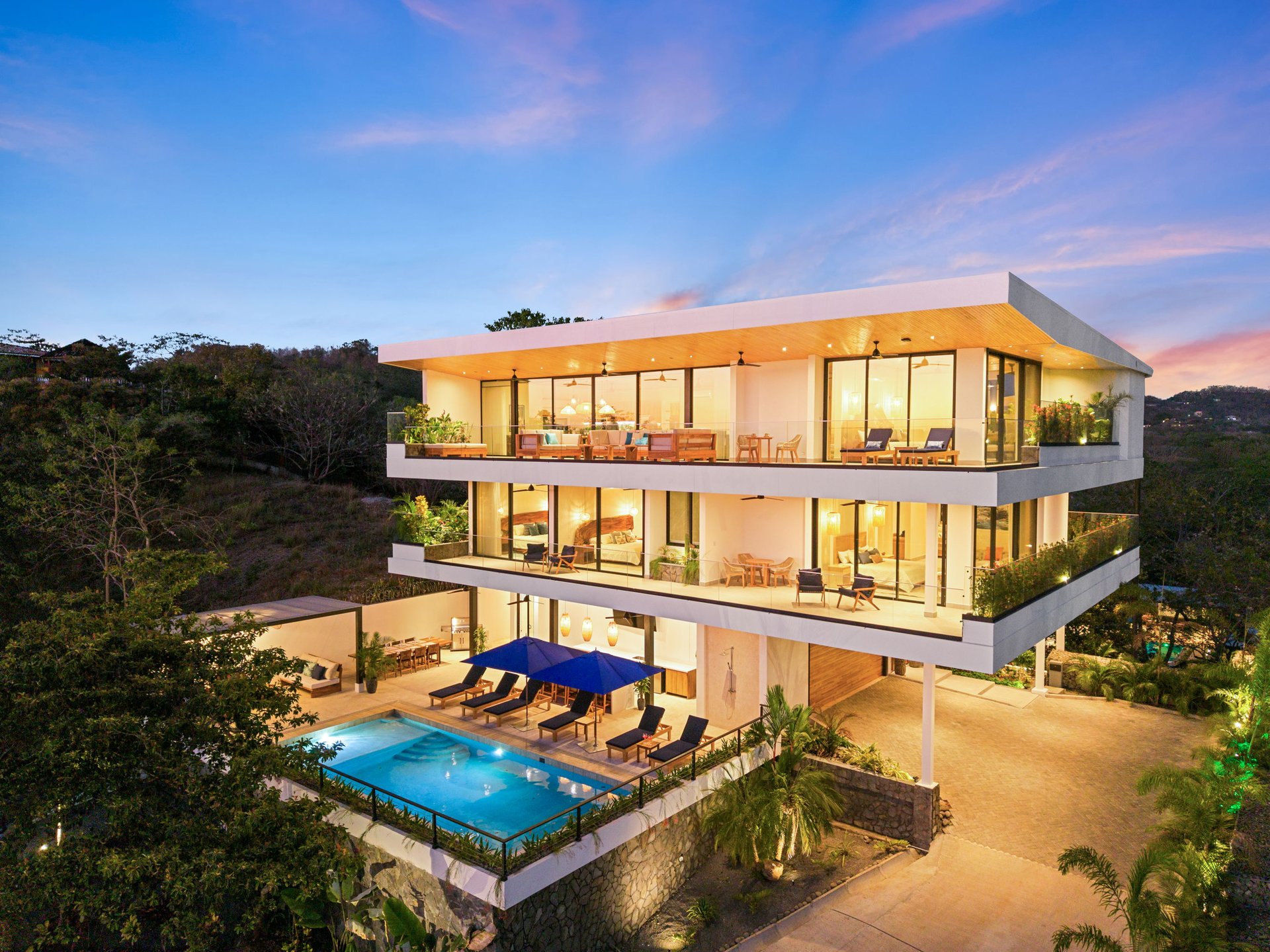 Hacienda Vista Grande | 3 Homes, Ocean Views and 1.66 Acres | Playa Grande