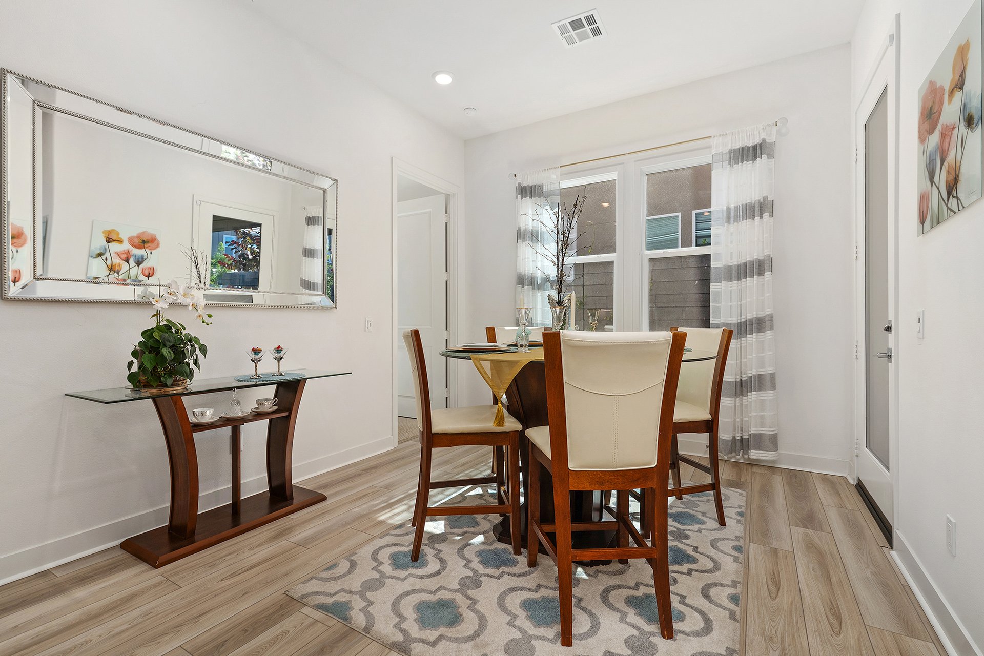 888 Sunrise Road