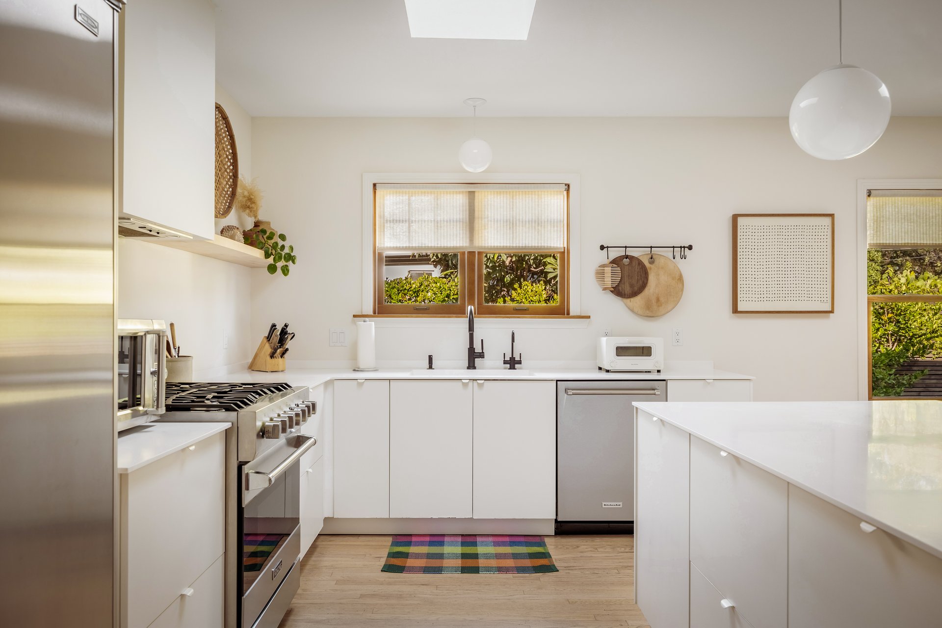 650 W 11th Street