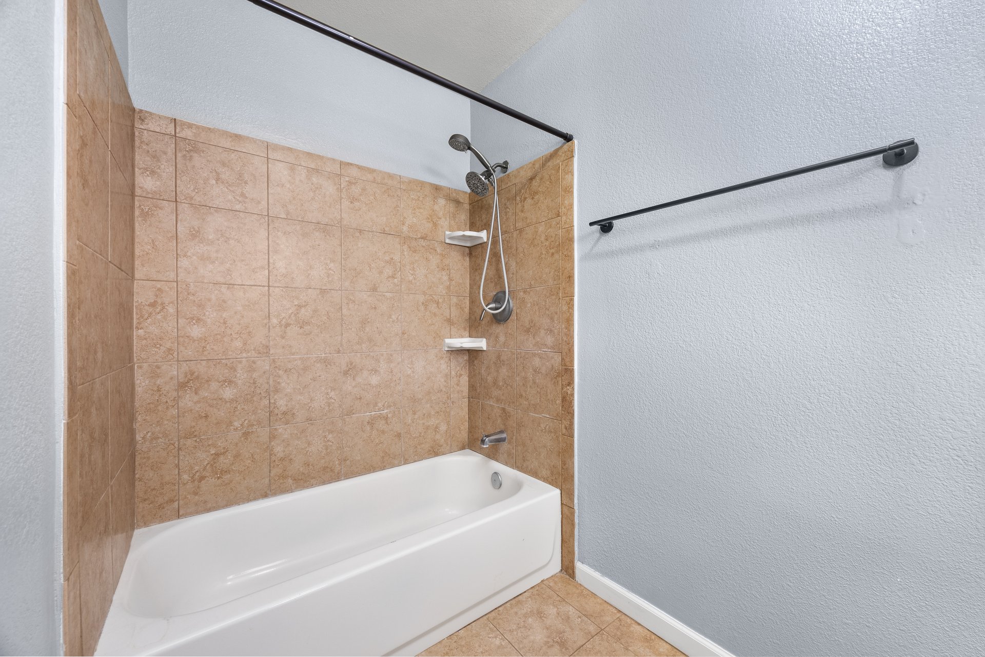 Charming Downtown Tehachapi Home – 1150 Magnolia Court