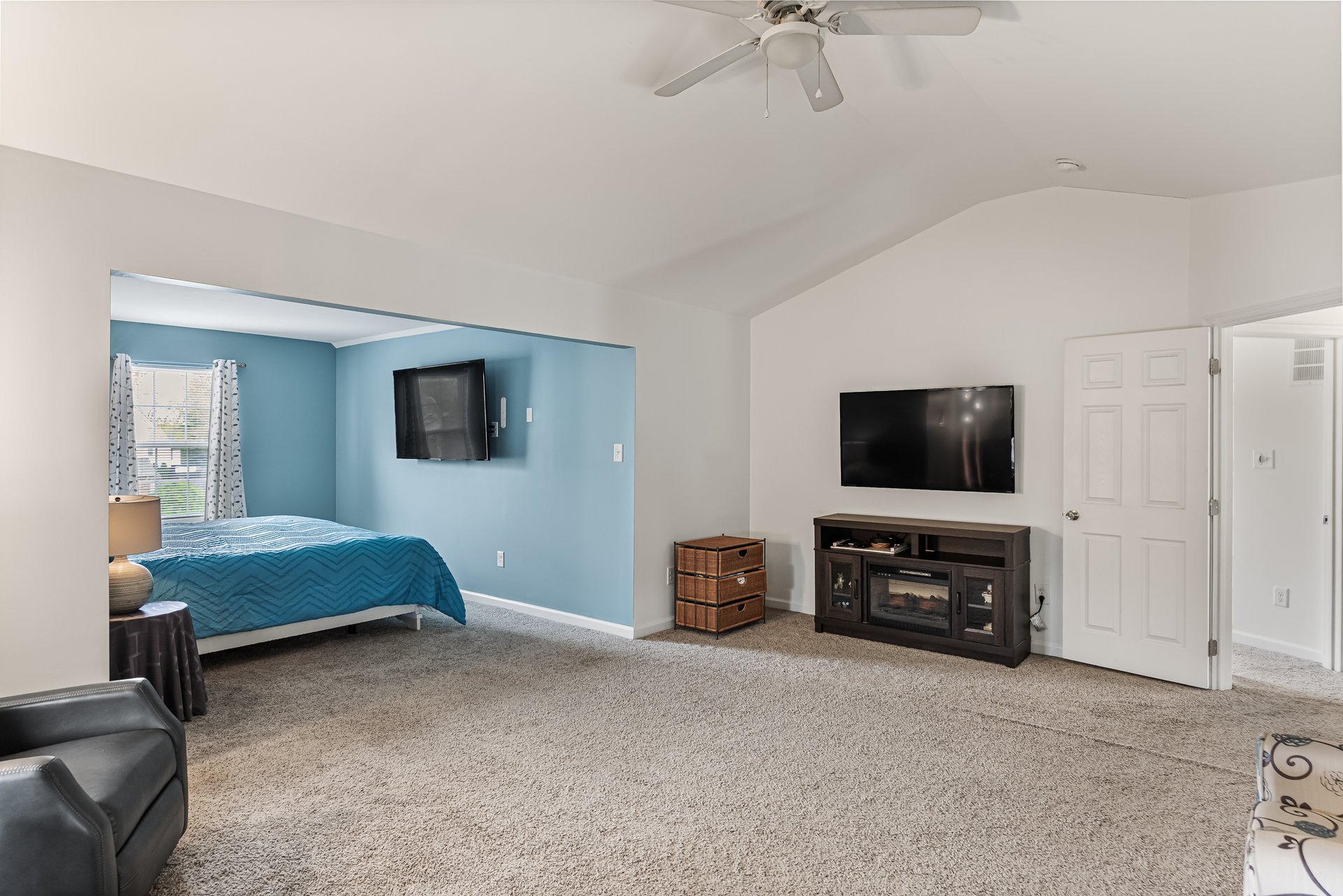 618 Stockton Dr