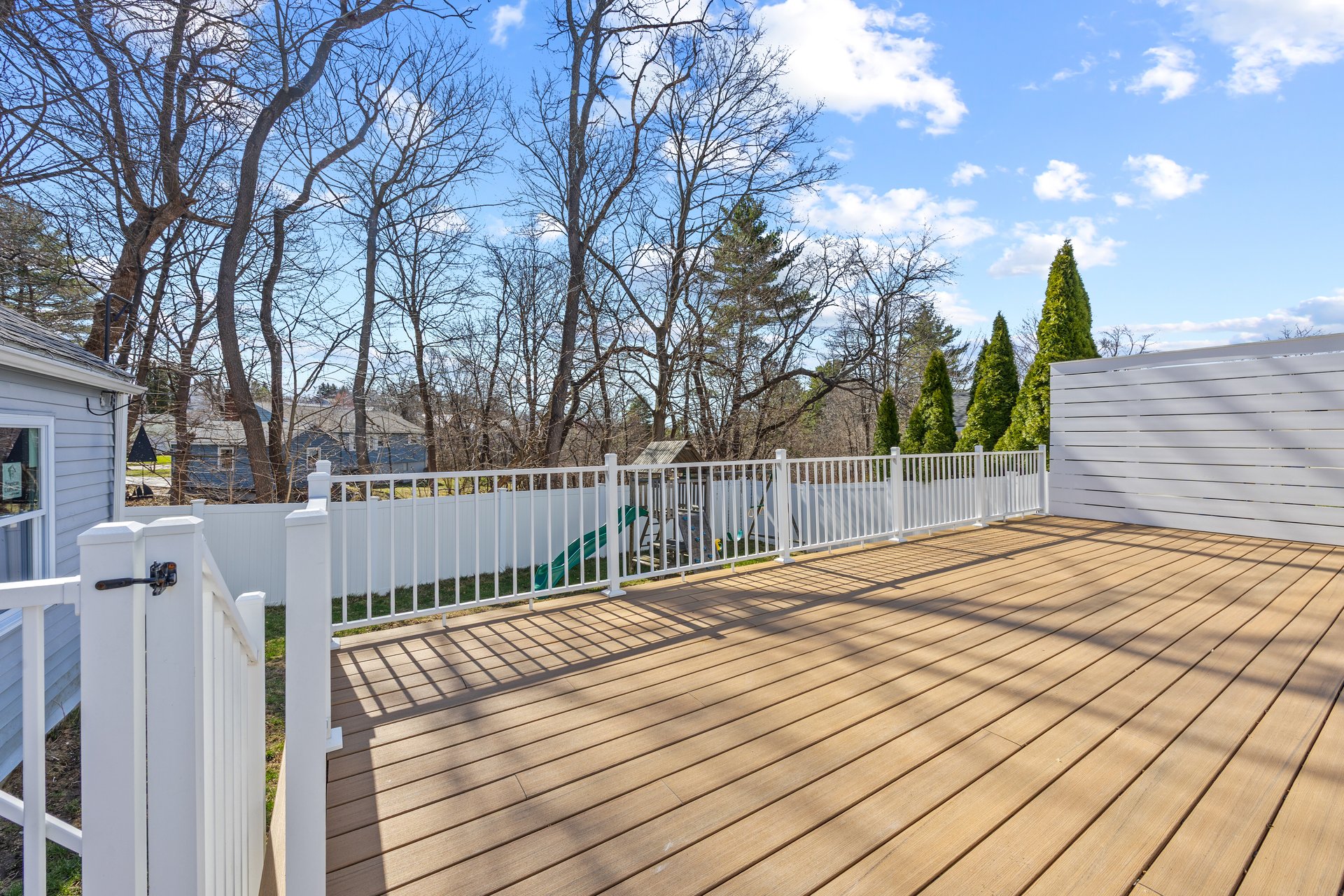 10 Meadowbrook Lane