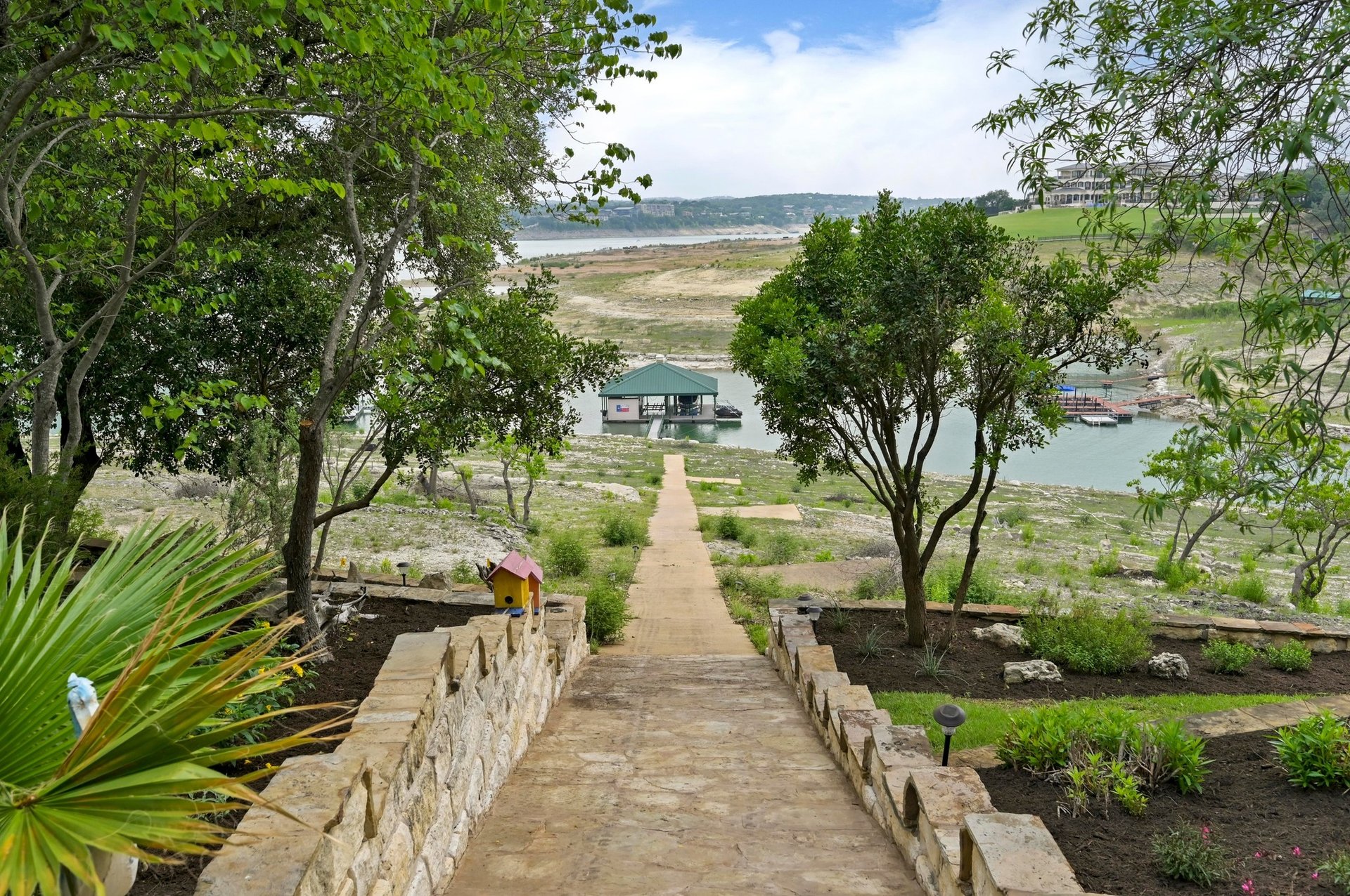 1333 Osprey Ridge Loop