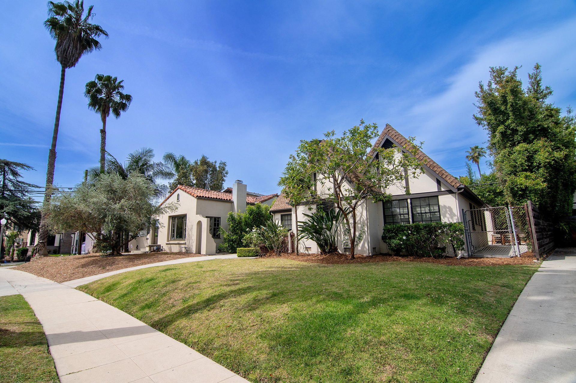 607 Lillian Way