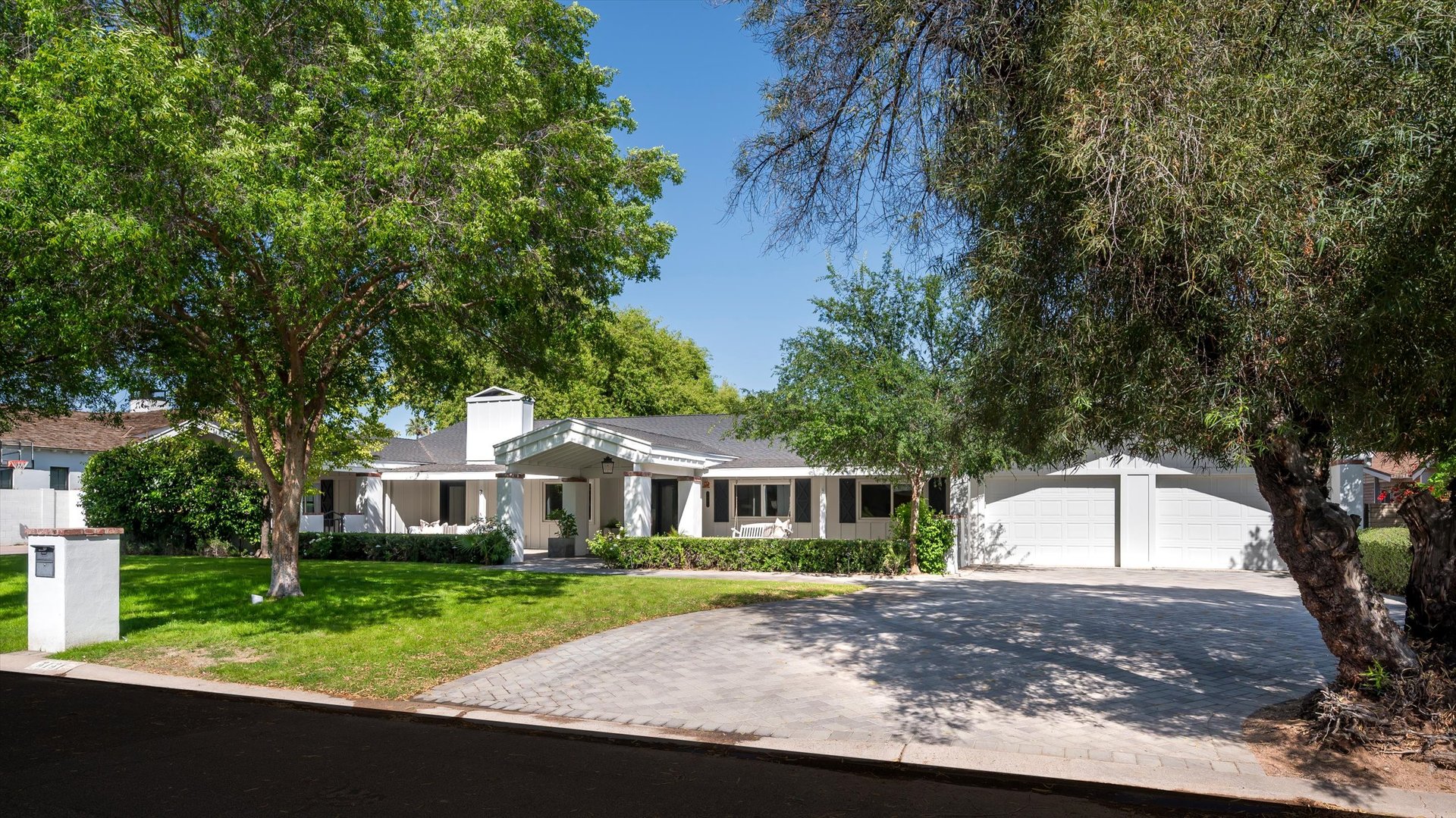 3131 N 53RD Place