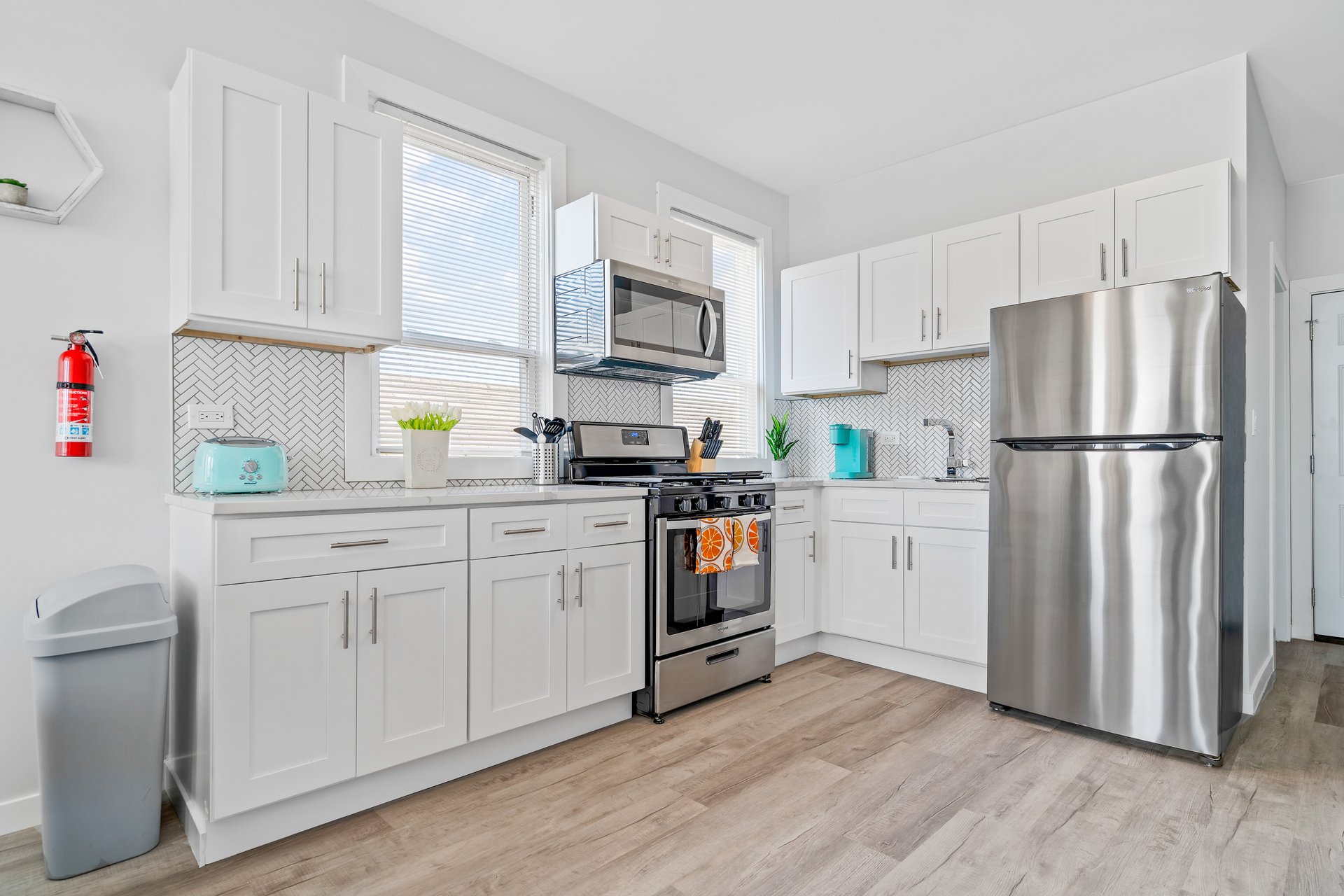 1226 W 31st Pl  Chicago, IL 60608