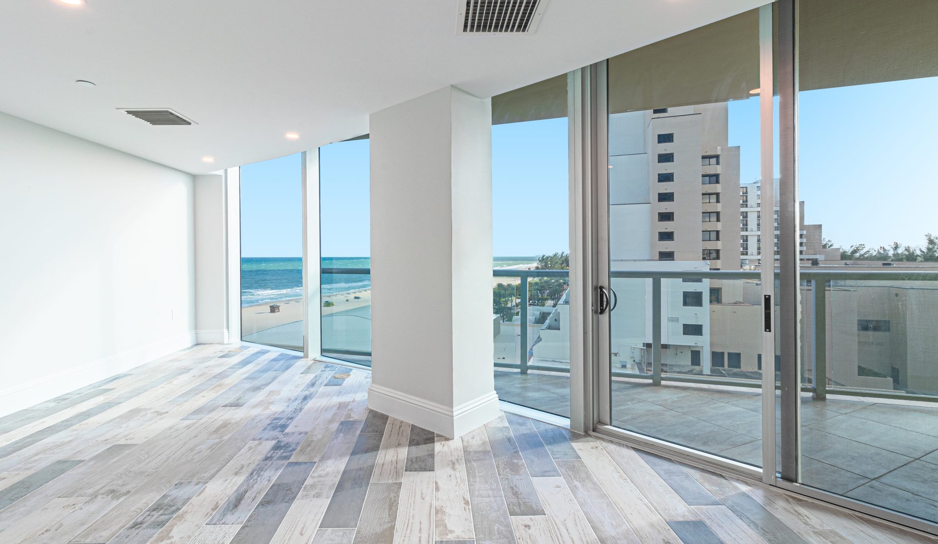 1200 Holiday Dr Unit: 705