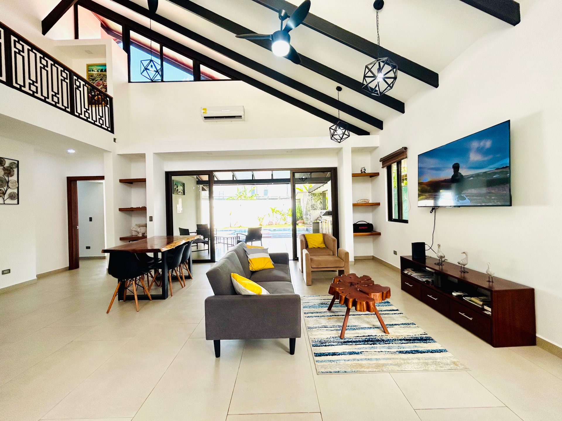 Tropical Modern Living Near Uvita – Stylish Pool Home with Privacy | Price Reduced