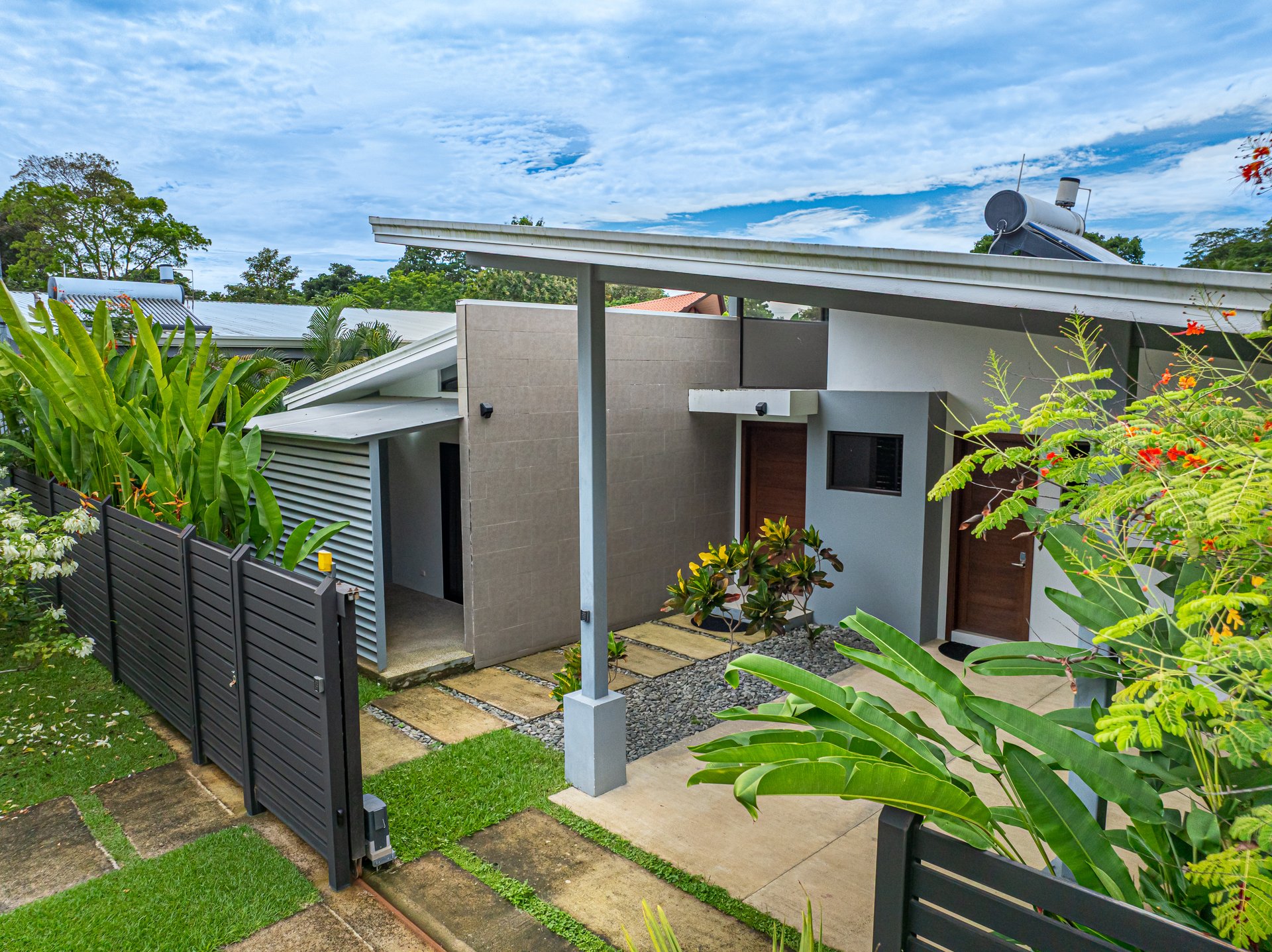 Uvita Home in Jardines del Sol with Private Pool and Dual Suites