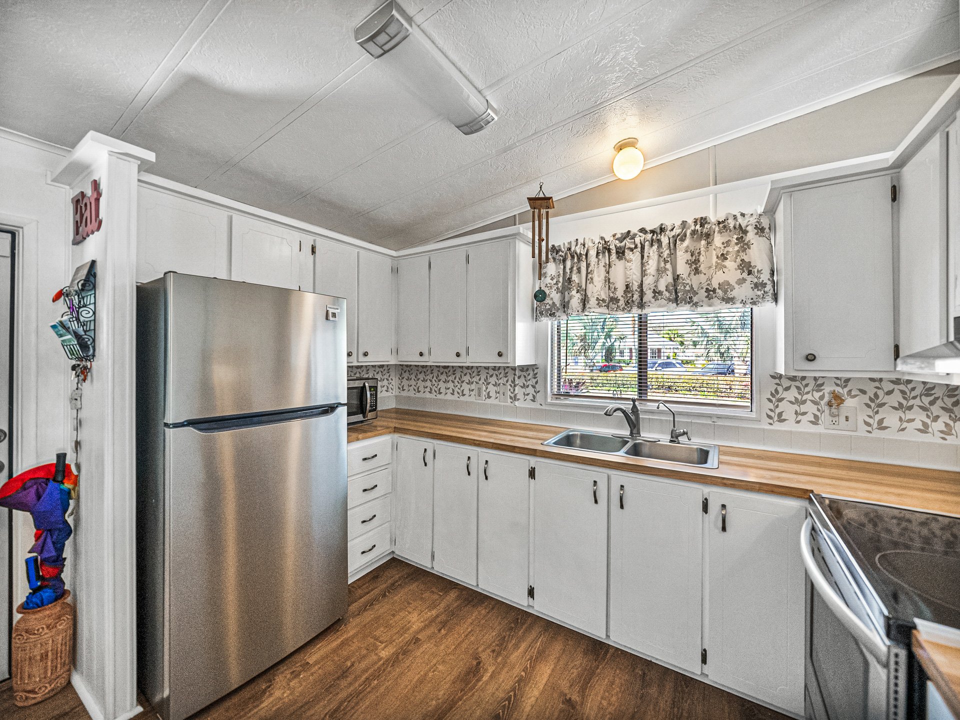 4006 WILLIAM HUME DR