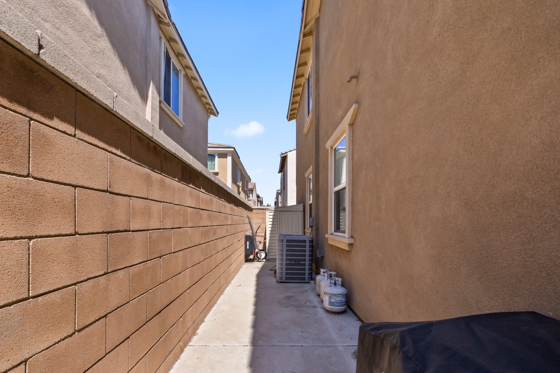 3147 E Yellowstone Dr. 