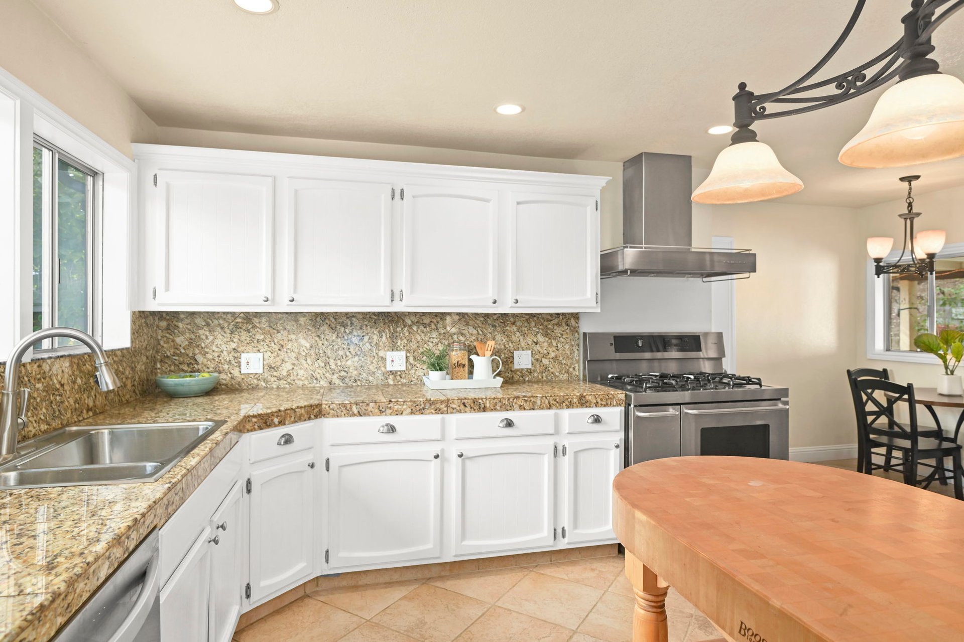 3840 Canyon Way, Martinez