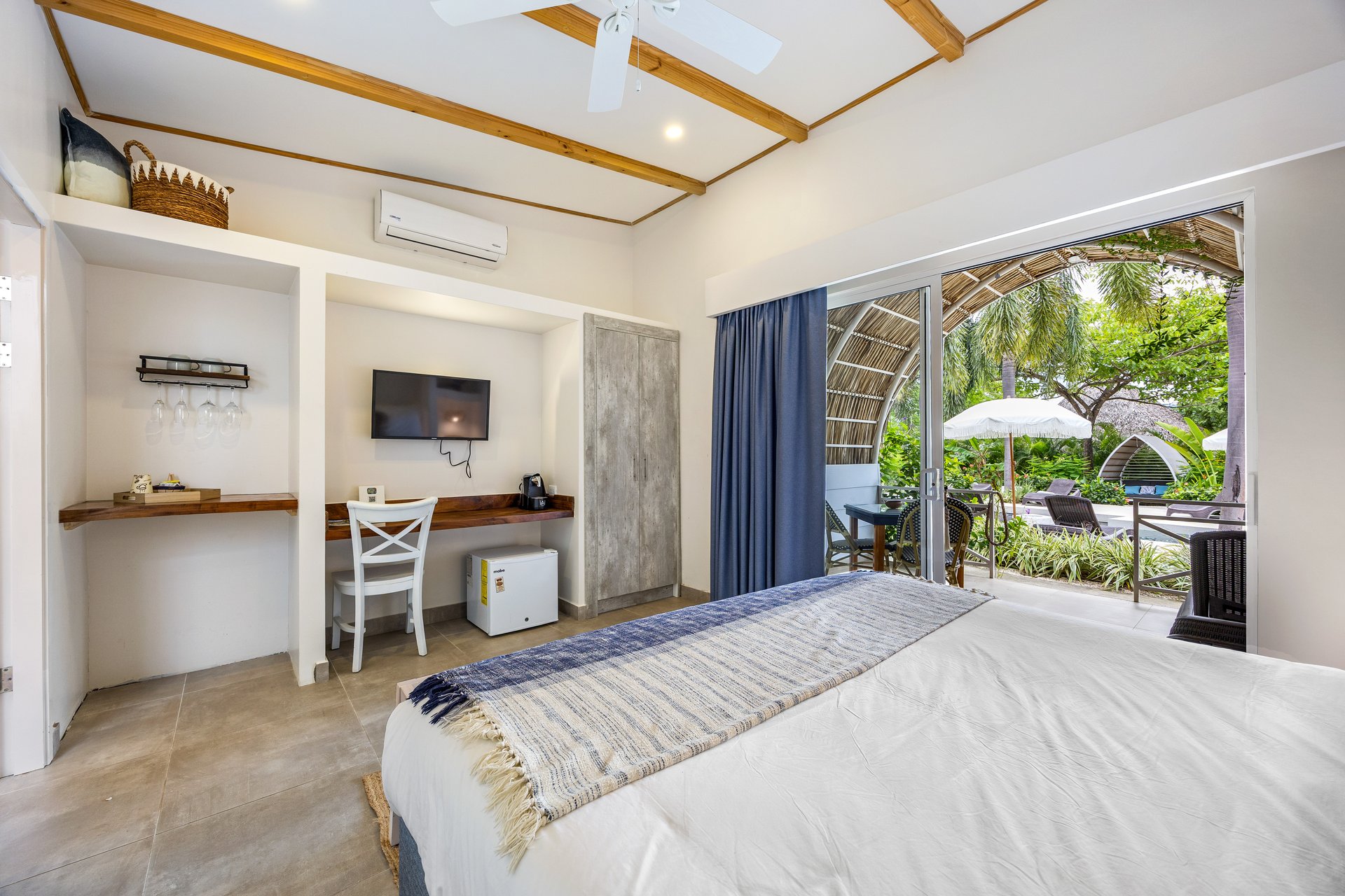 Les Voiles Blanches | Turnkey Boutique Luxury Lodge Near Tamarindo, Costa Rica