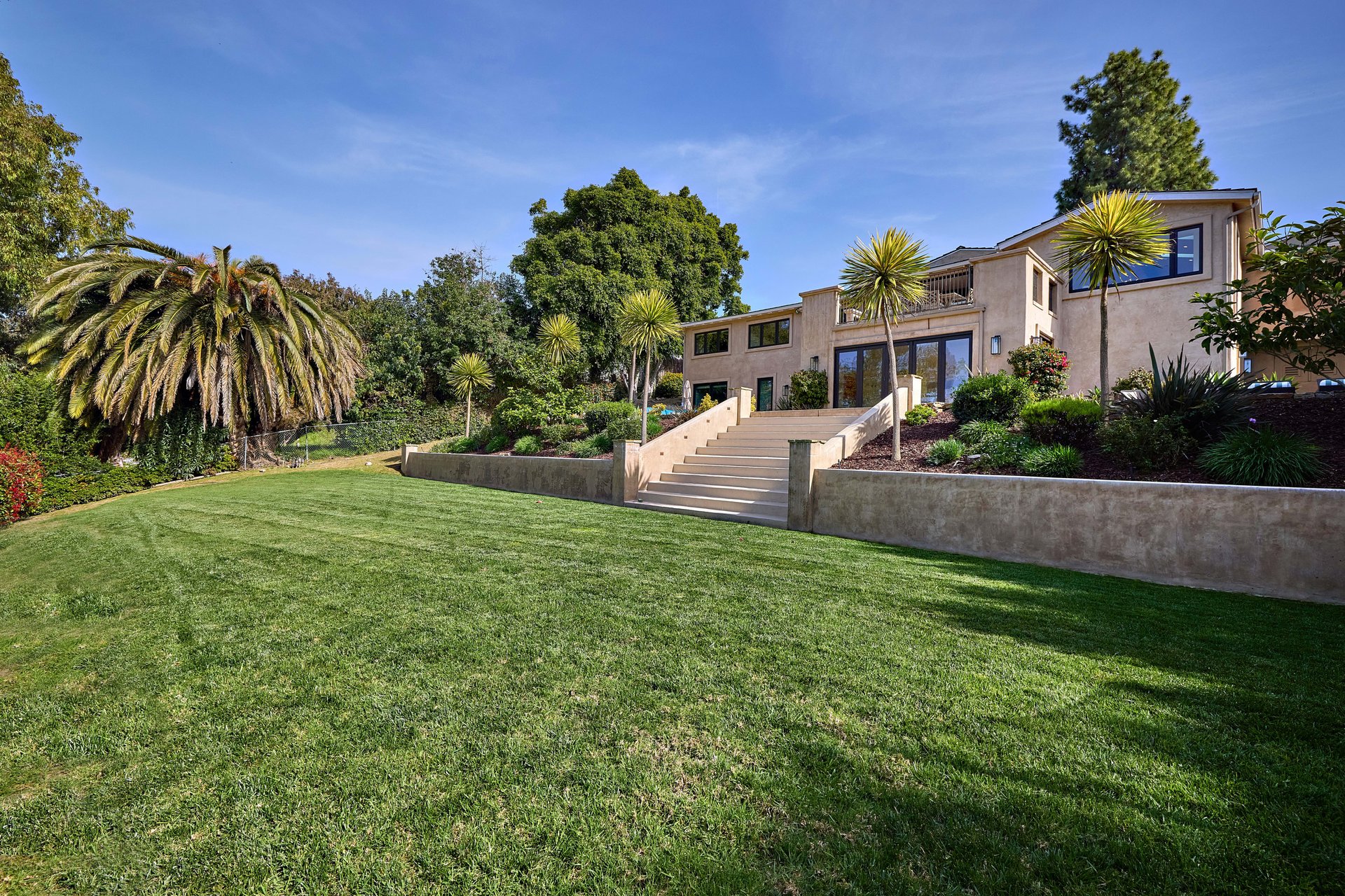 MODERN LIVING IN THE HEART OF THE COVENANT