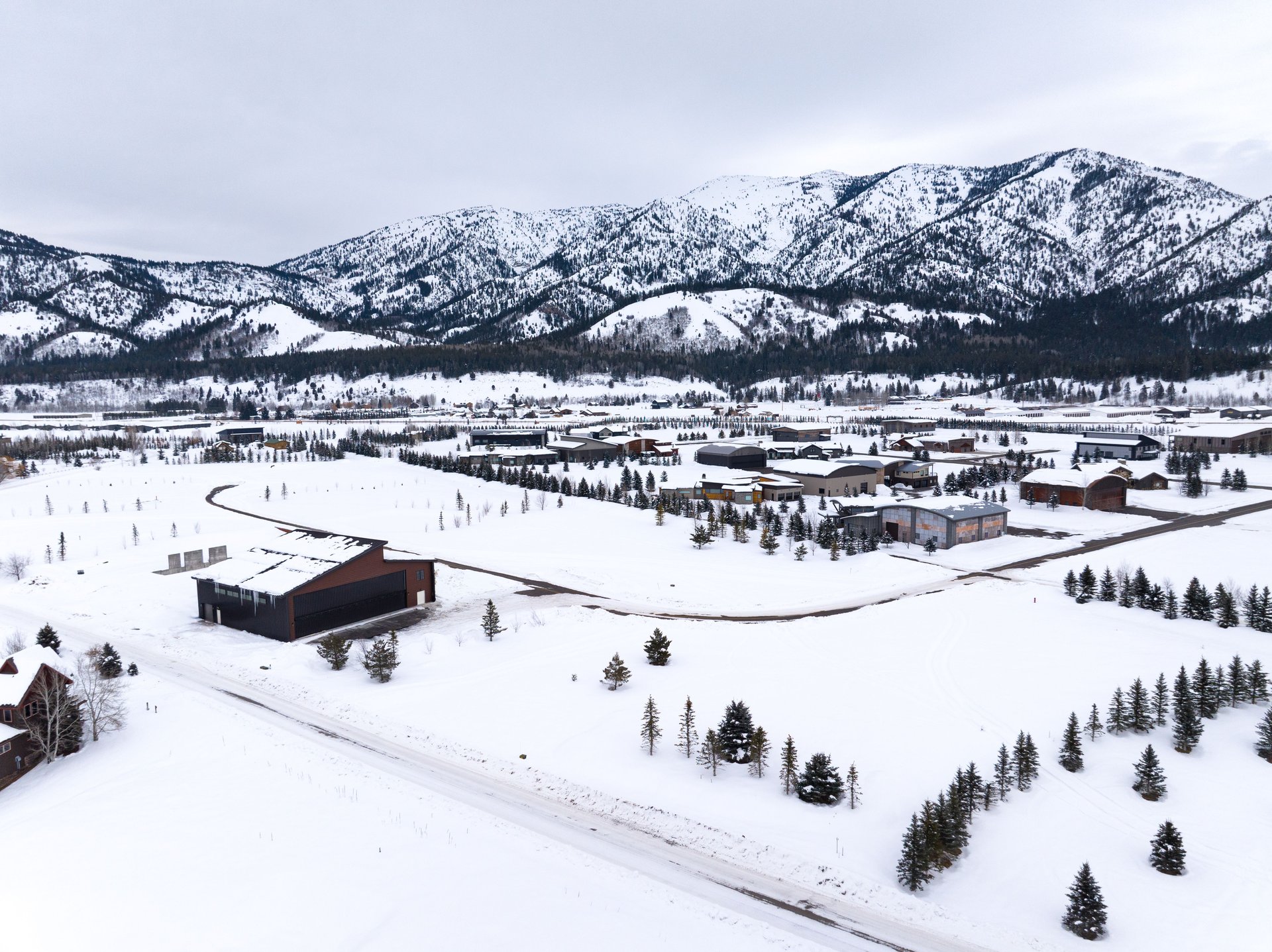 208 ALPINE VILLAGE CIRCLE