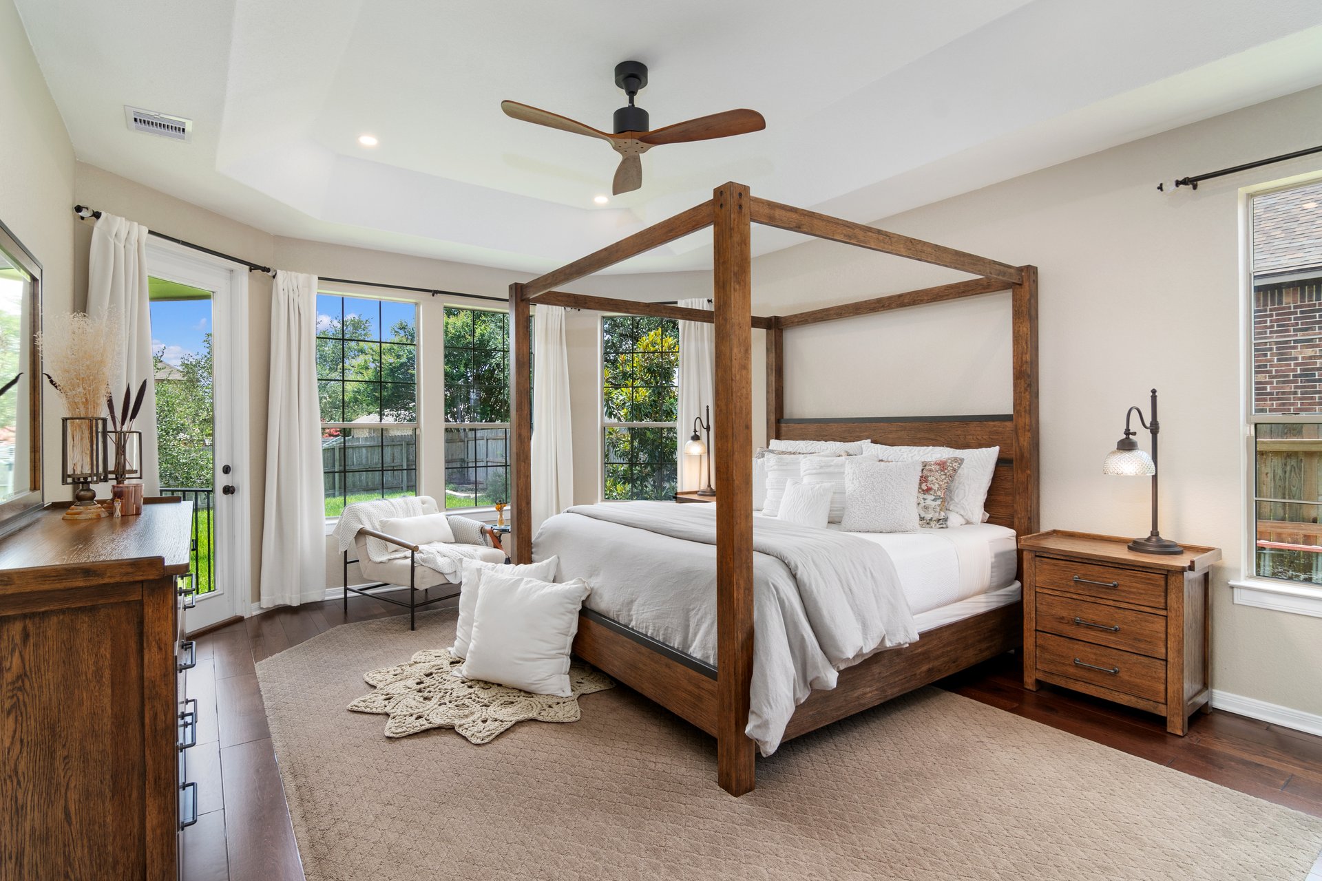 1214 Ashbury Bay