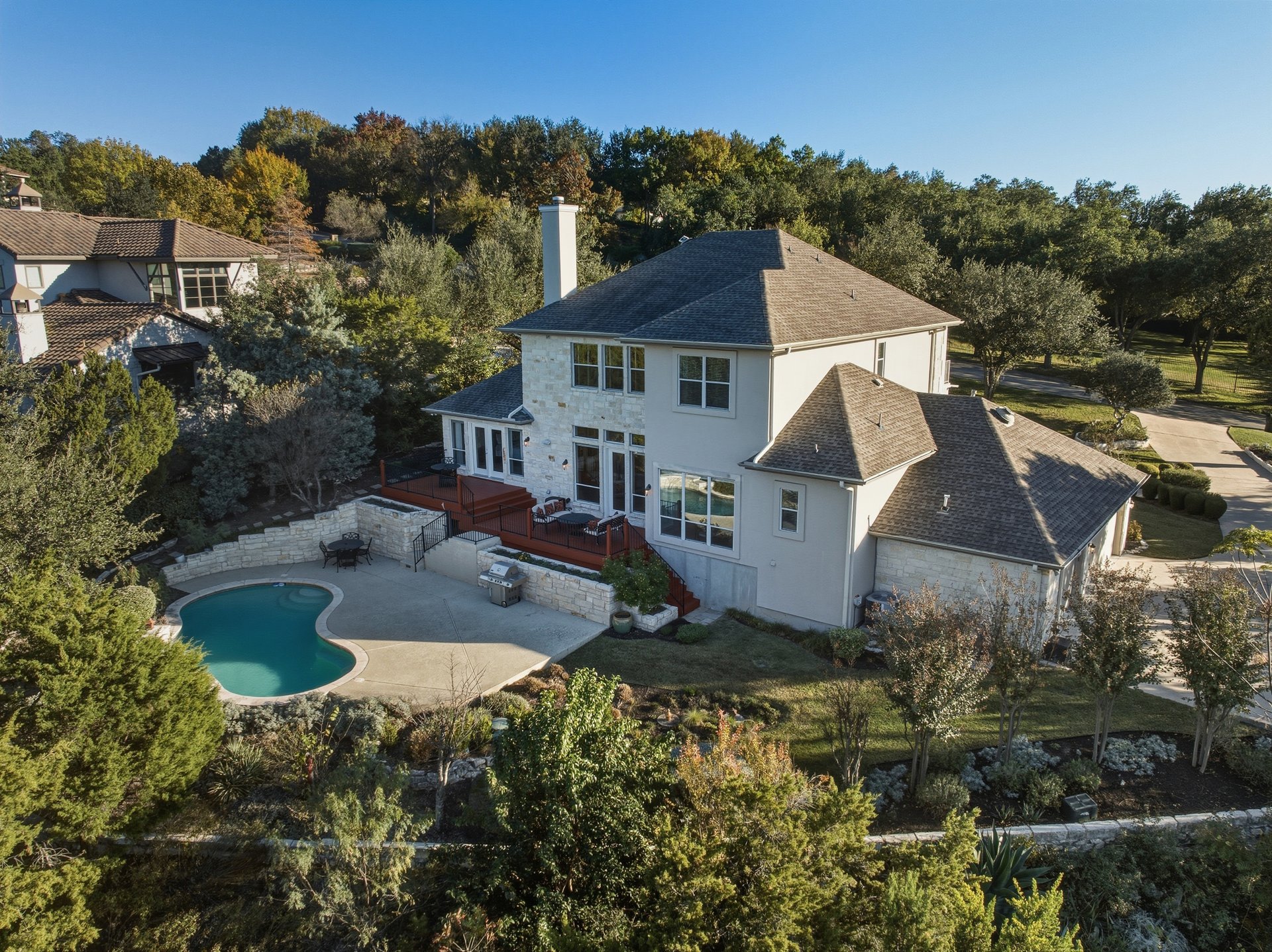 3322 Far View Drive