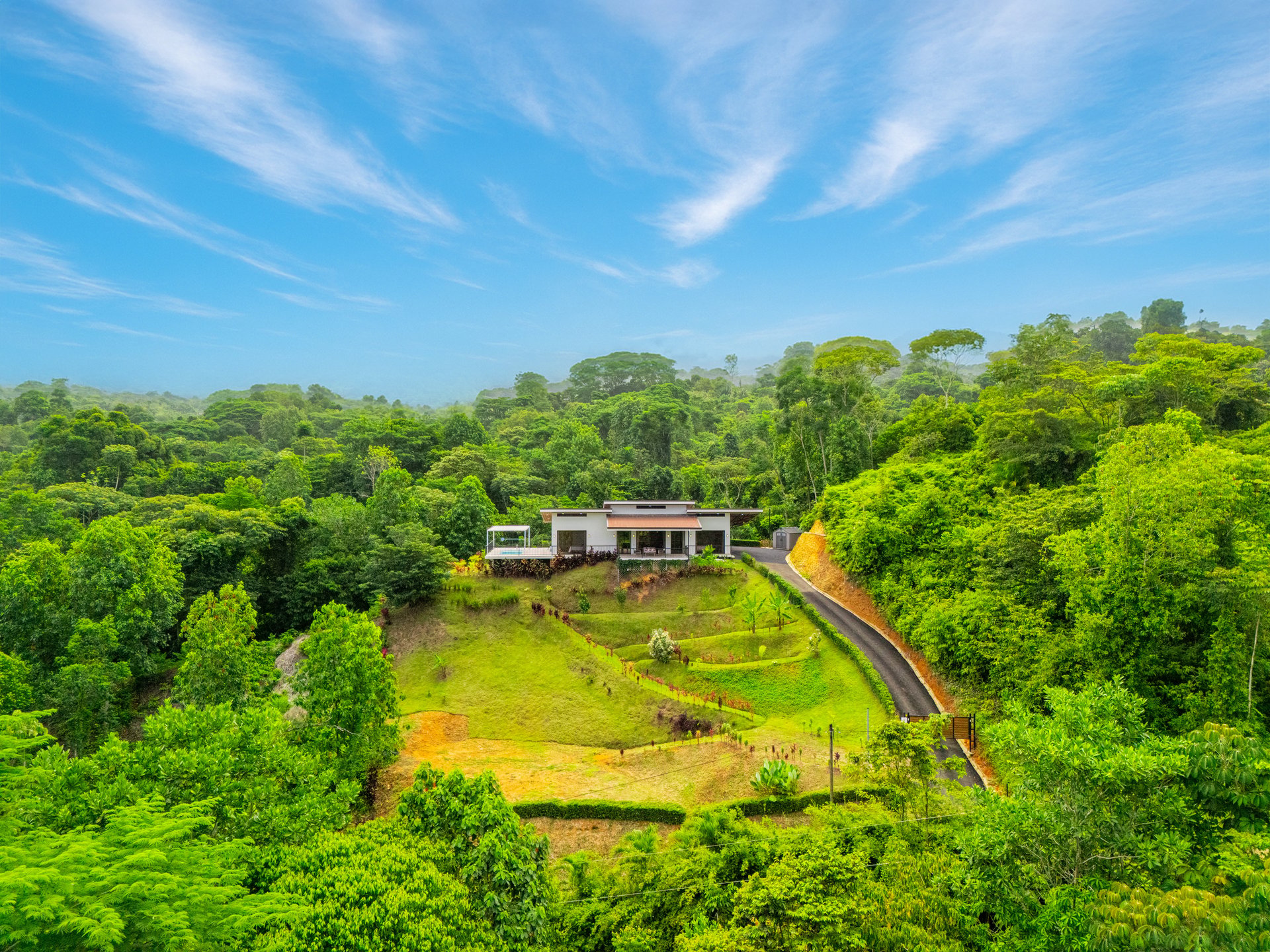 Modern Jungle Oasis in Finca Marañon – A Slice of Paradise in Ojochal, Costa Rica