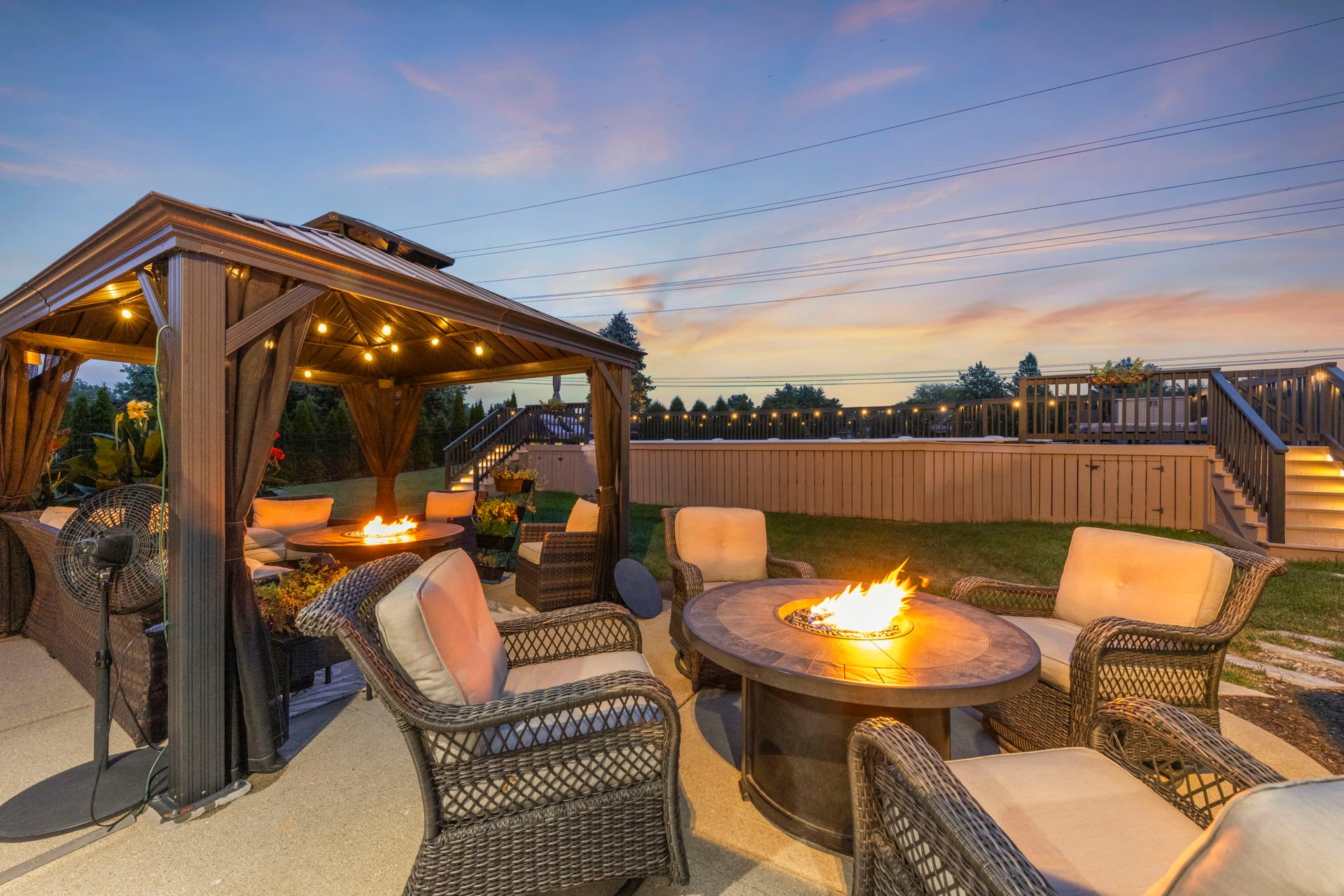 16105 Ridgewood Dr