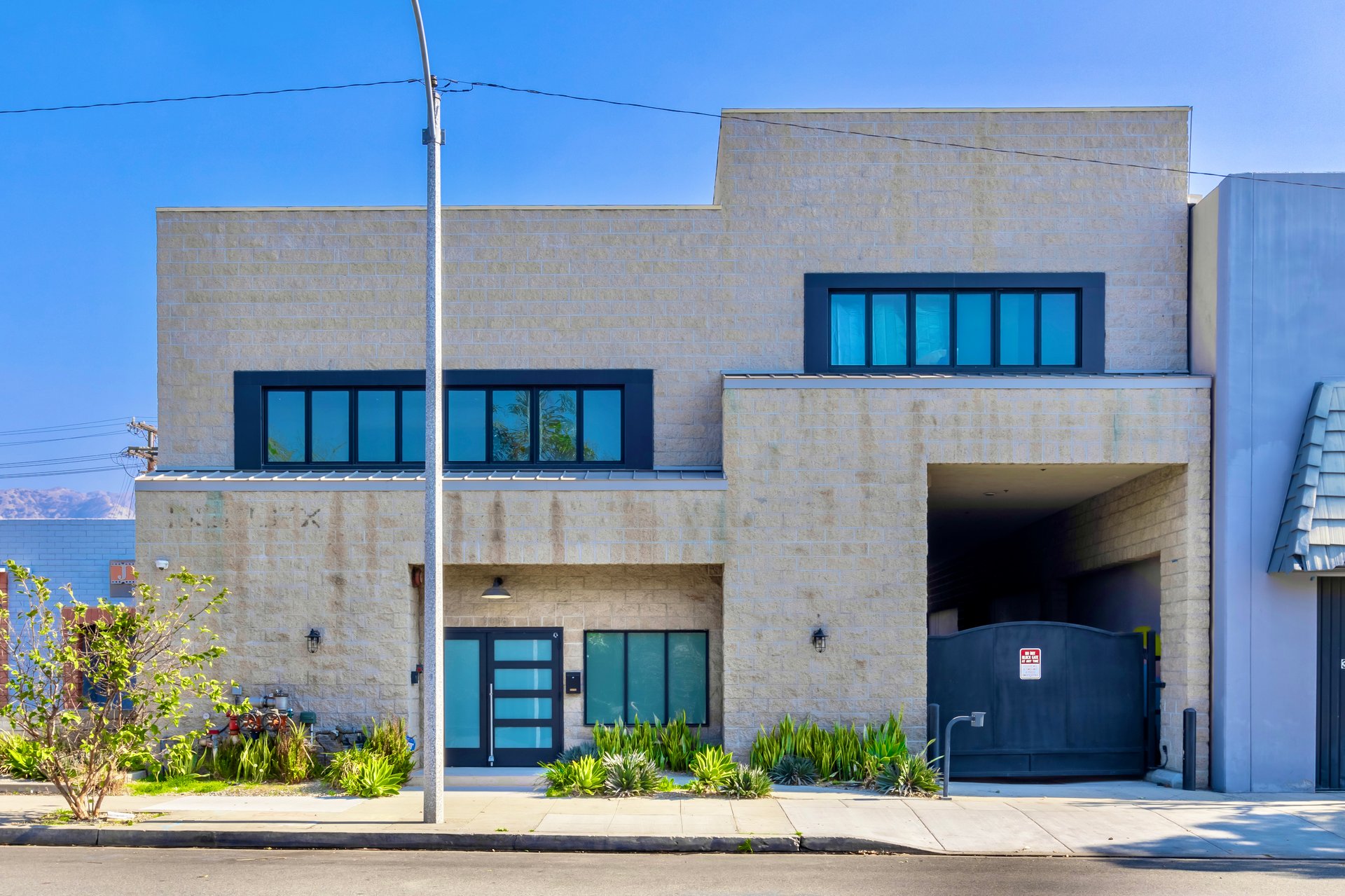 3058 N. Lima St.
