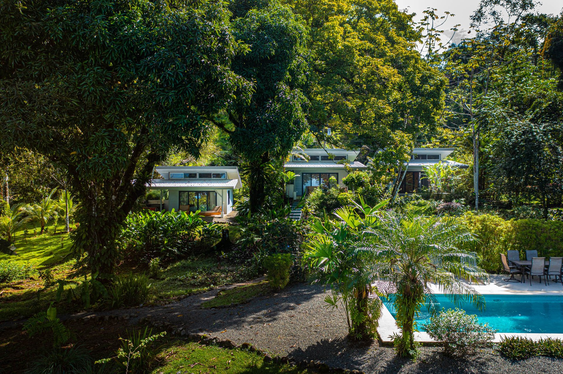 5 Bedroom Family Compound Turn Key and Fantastic Rental Potential