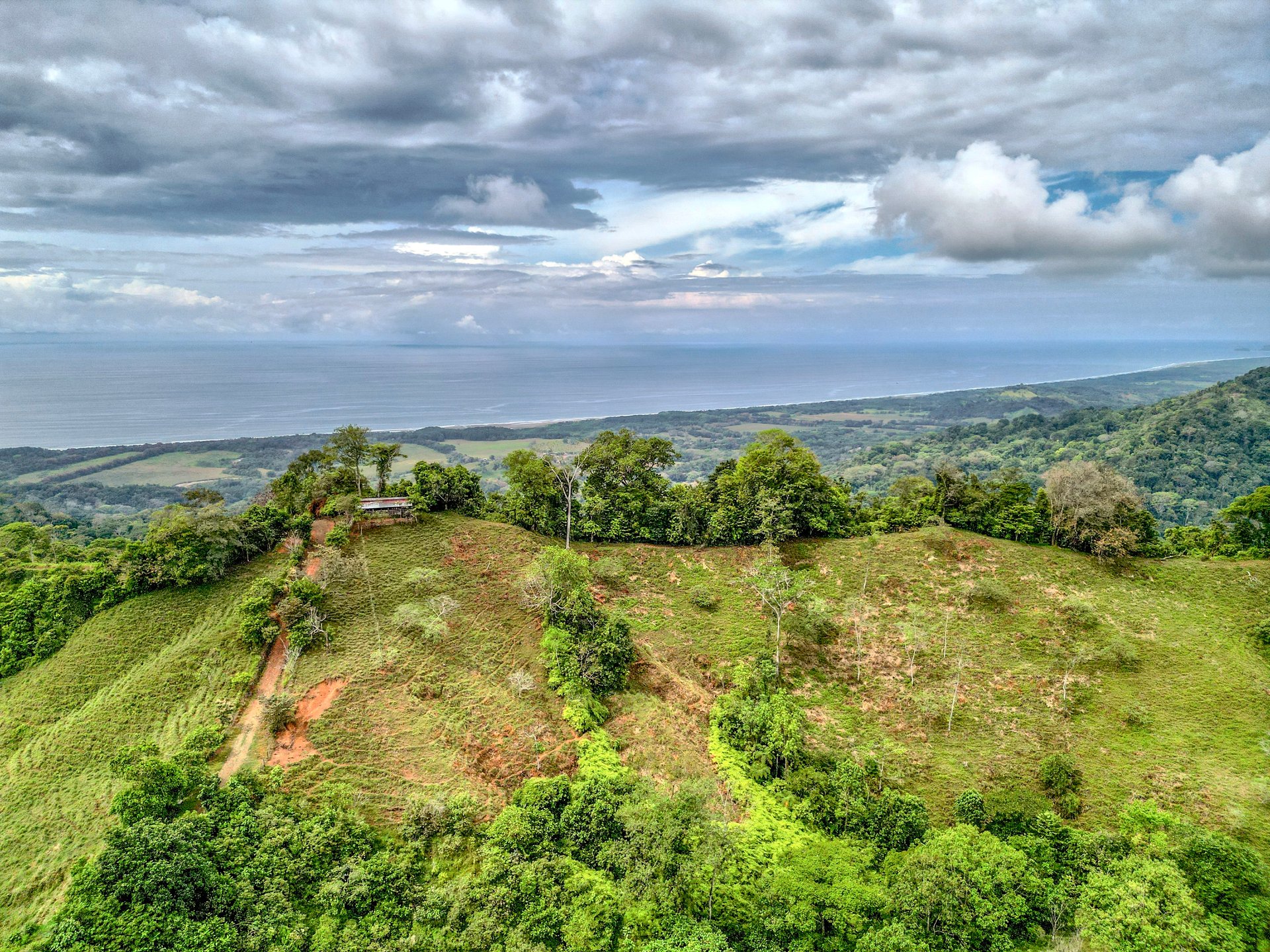 59.35 ACRES- Ocean And Mountain View Land, 6 Building Areas, Legal Water, Public Road, 20min From Beaches!!!