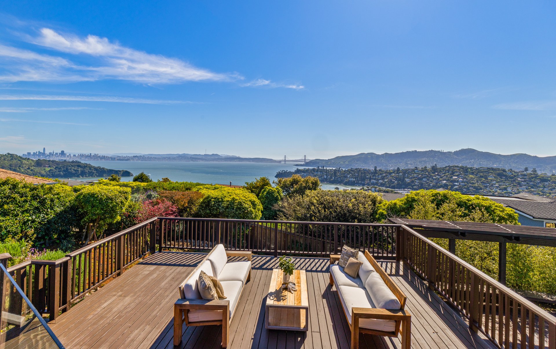 Sweeping Views of San Francisco and the Golden Gate Bridge