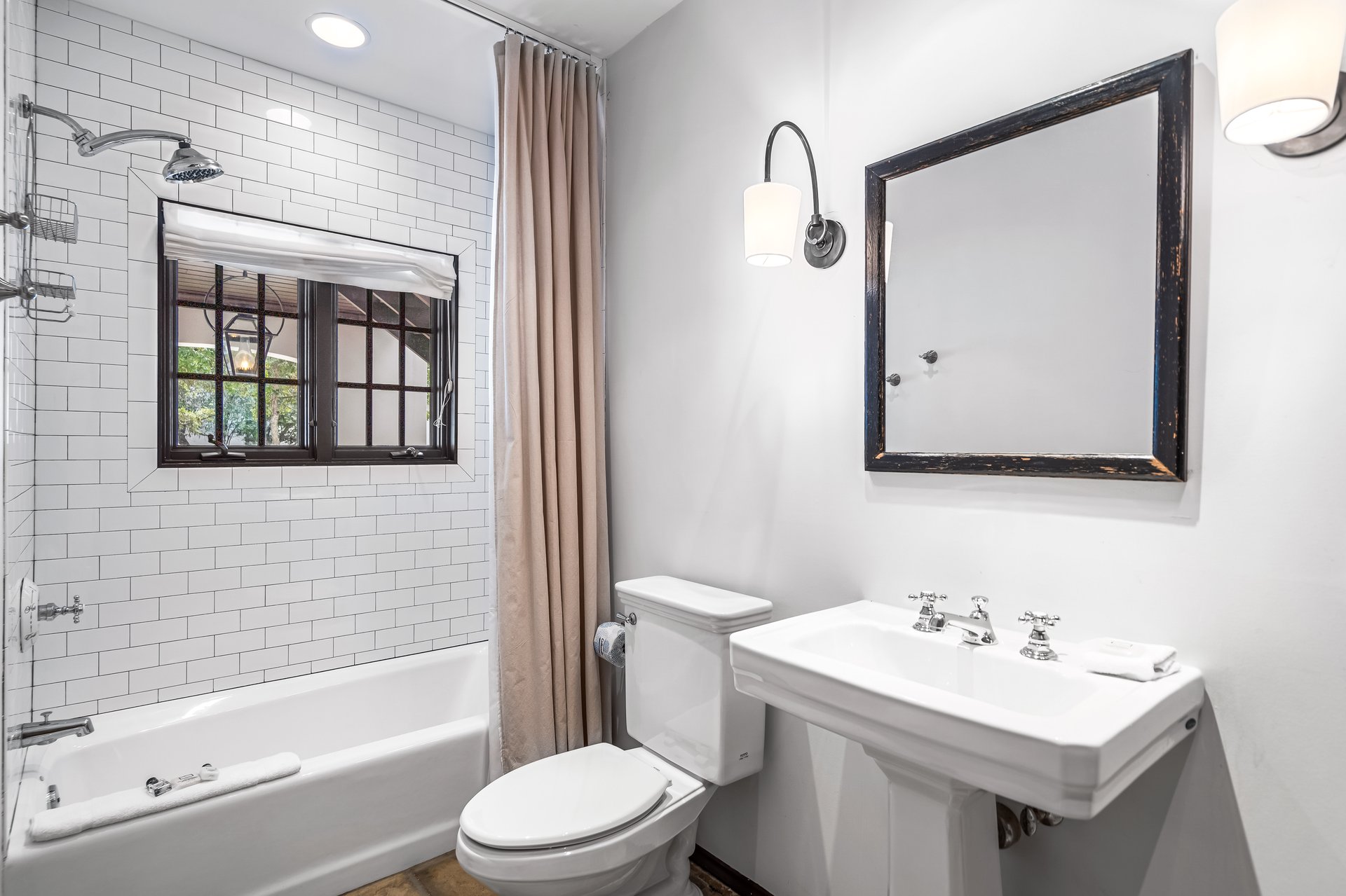 Exclusive Off-Market Luxury Home in Rosemary Beach – 10 N Spanish Town Ln
