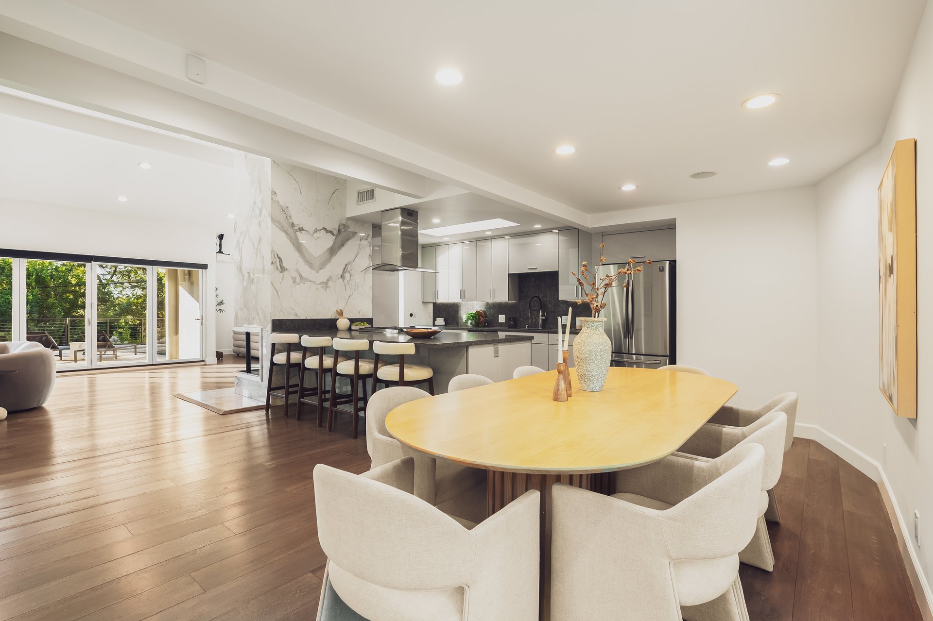 18065 Boris Dr, Encino