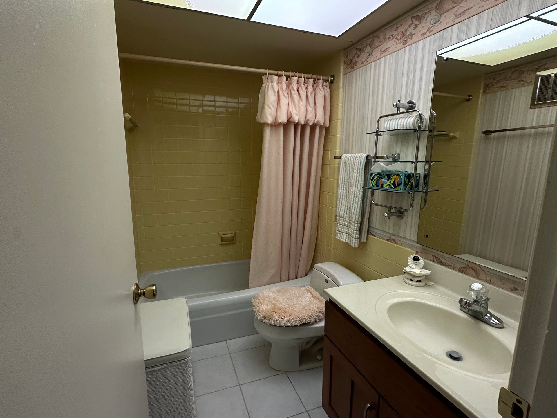	124 Carriage Way Dr 