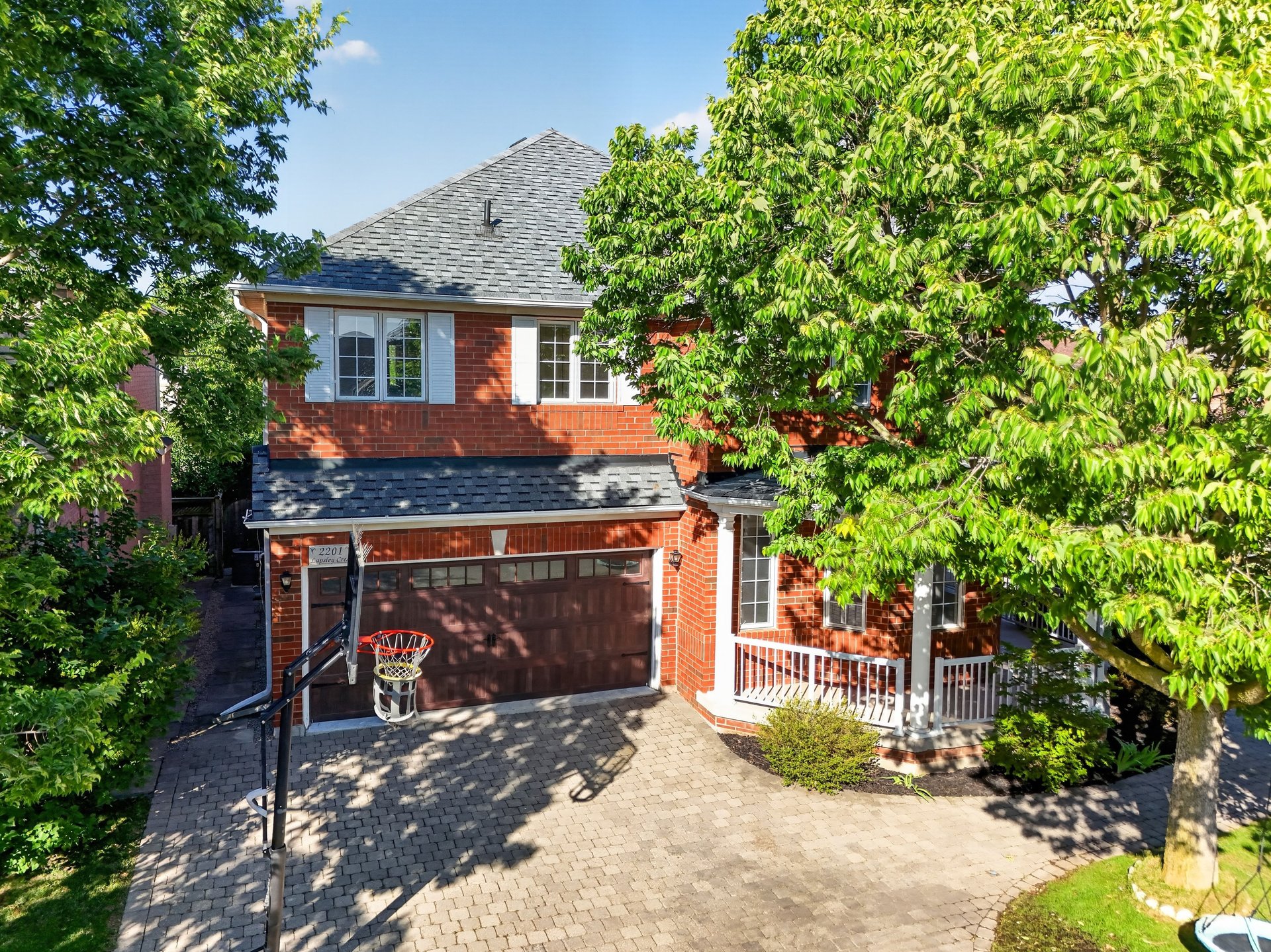 2201 Lapsley Crescent, Oakville