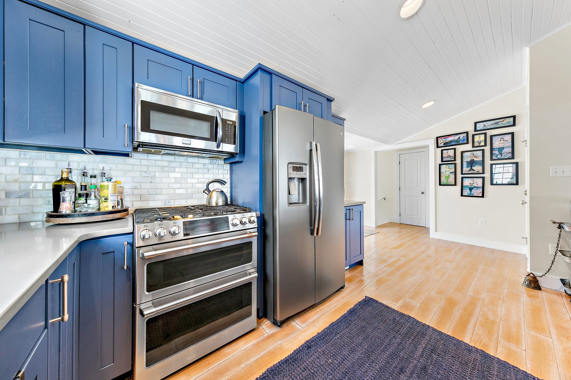 12212 N Old Whaling