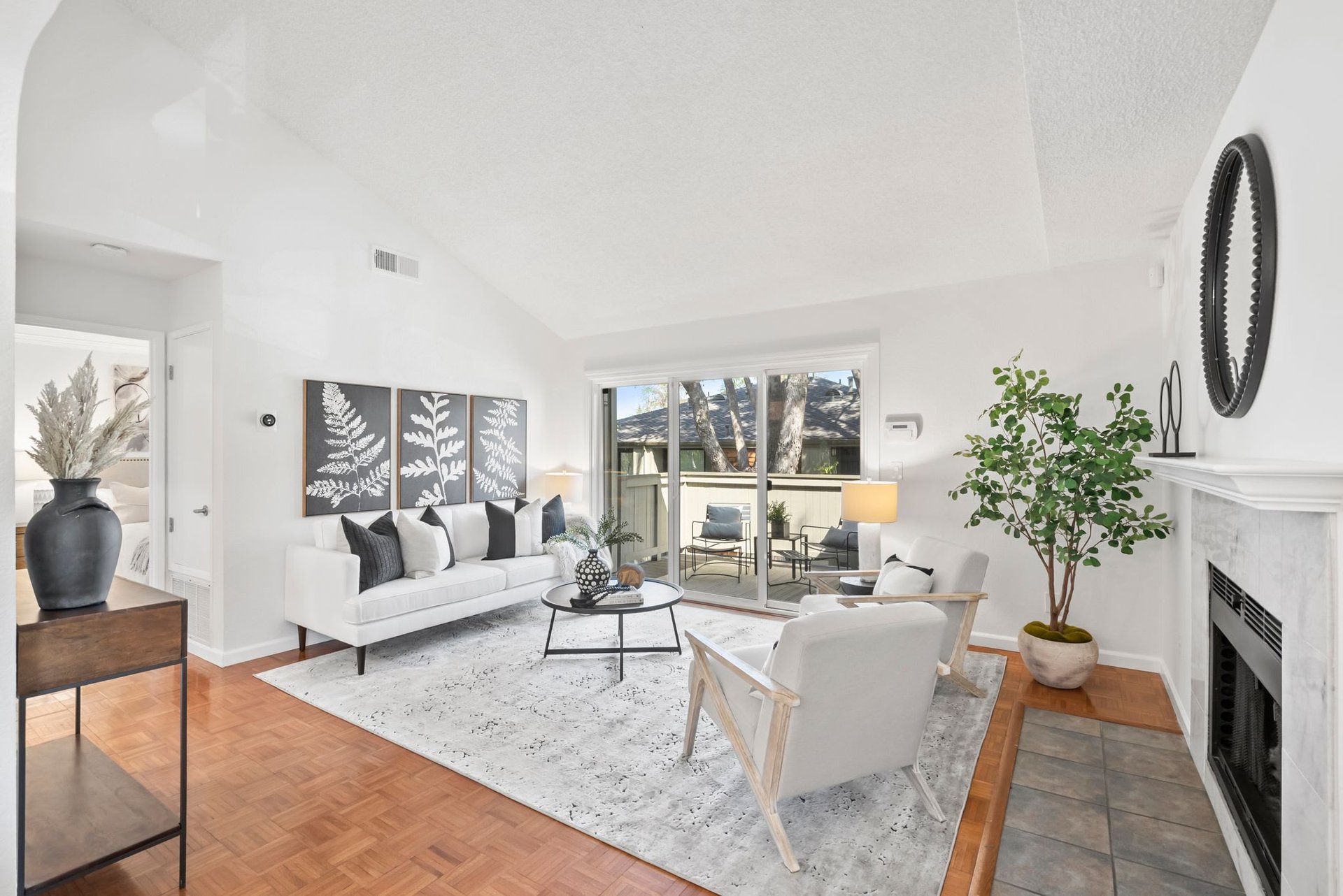 3308 La Terrace Circle