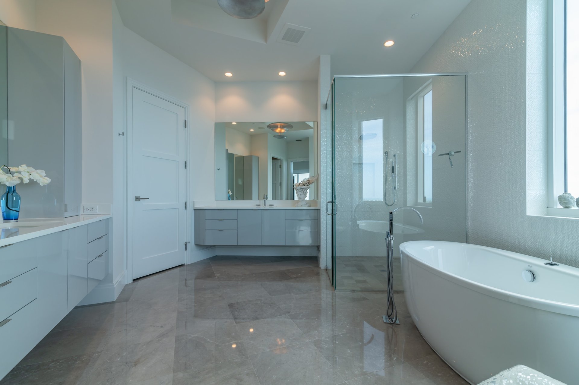 Penthouse at 624 Palm