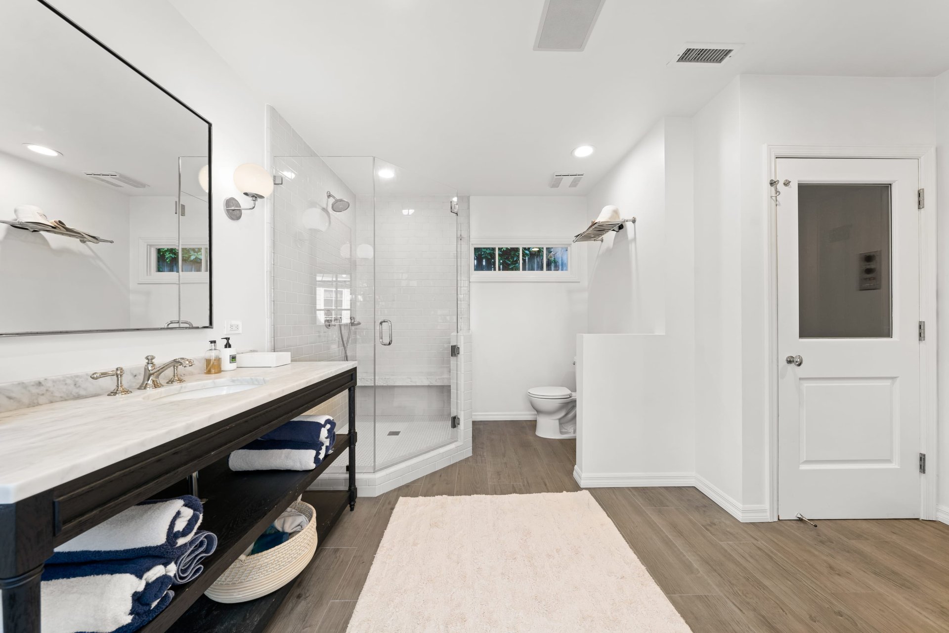 181 N Canyon View Dr, Brentwood