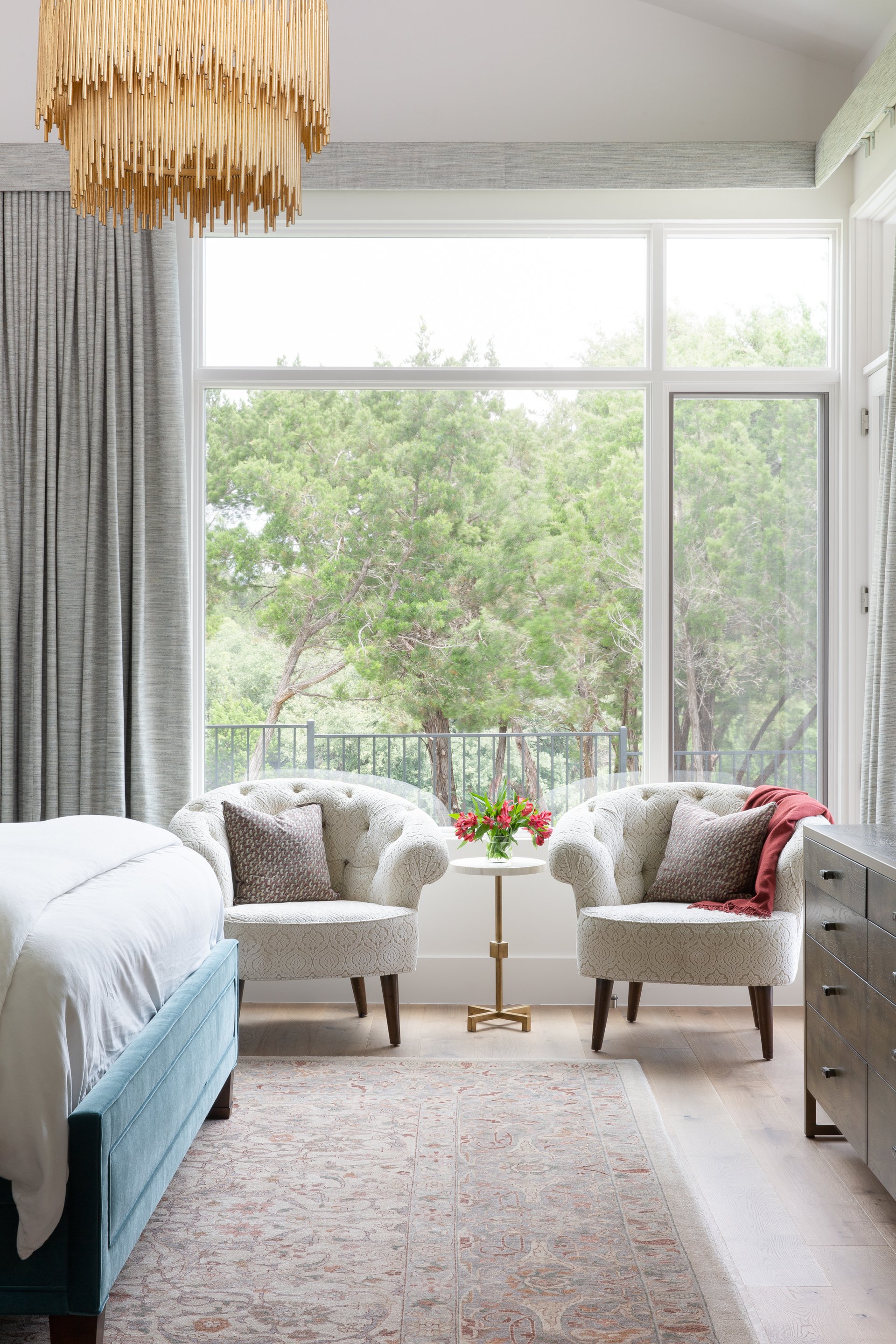 Contemporary Design & Spectacular Views