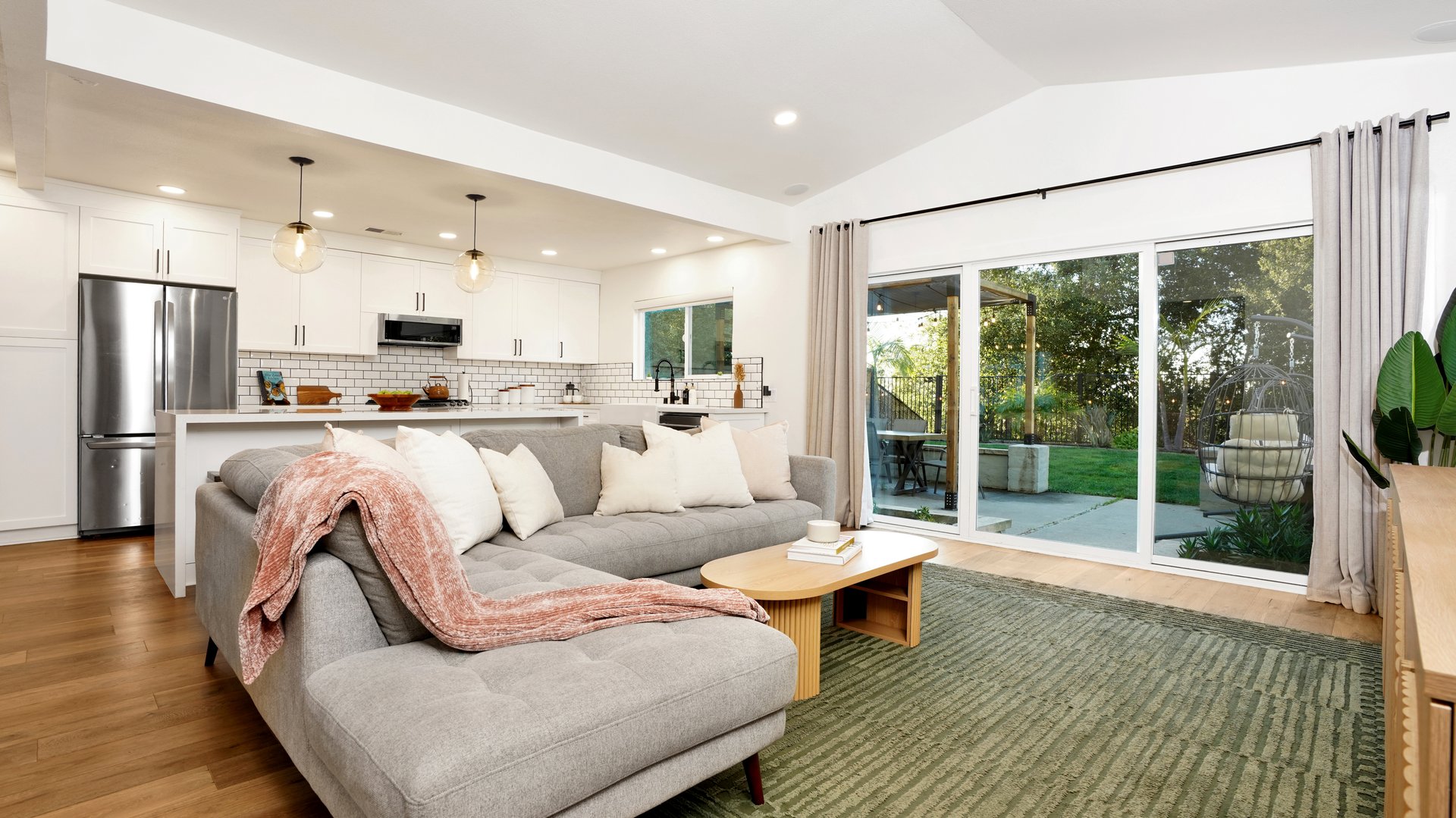 22755 La Quinta Drive