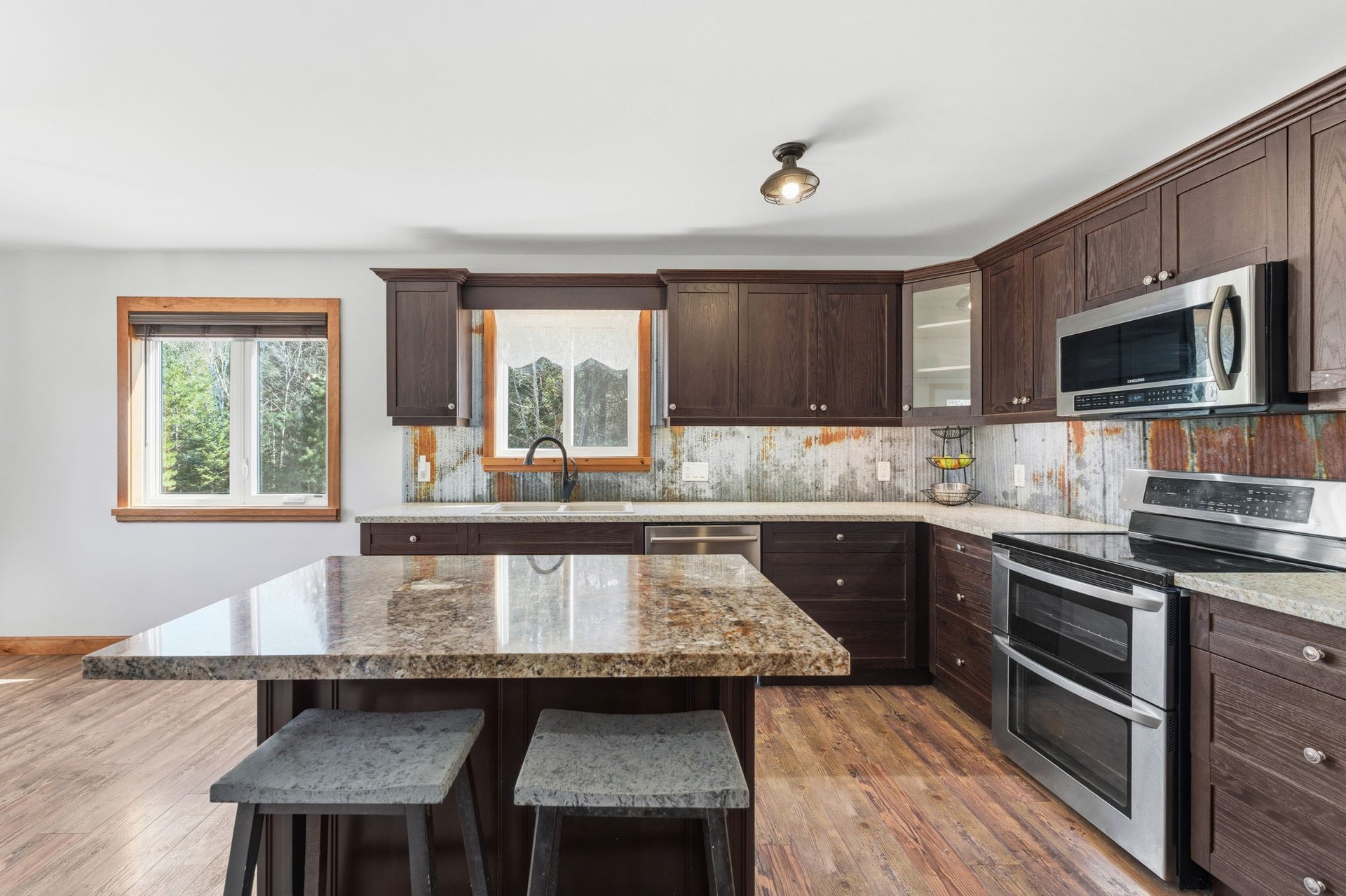 3184 Ravenscliffe Road, Huntsville
